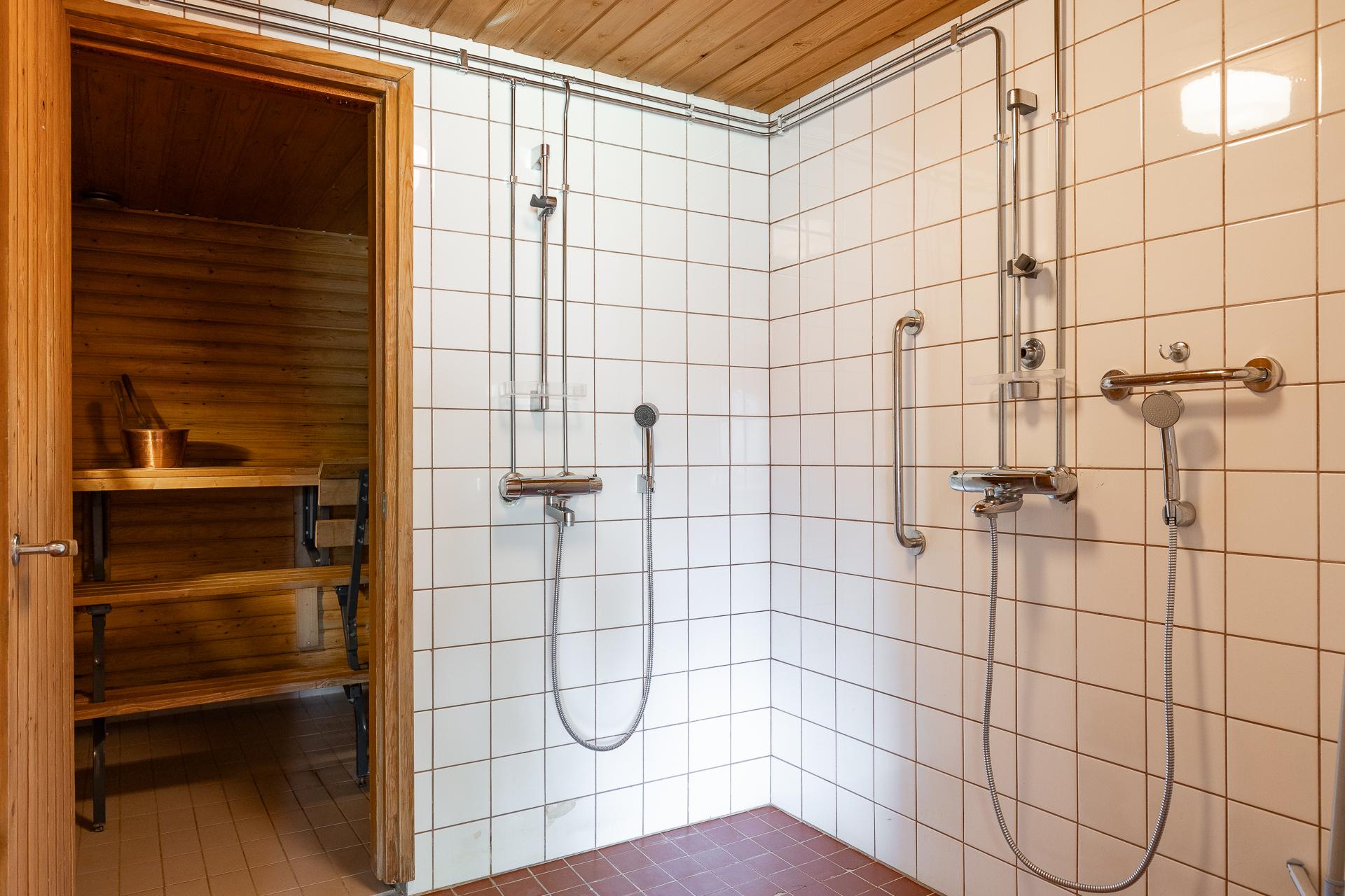 taloyhtön pesuhuone