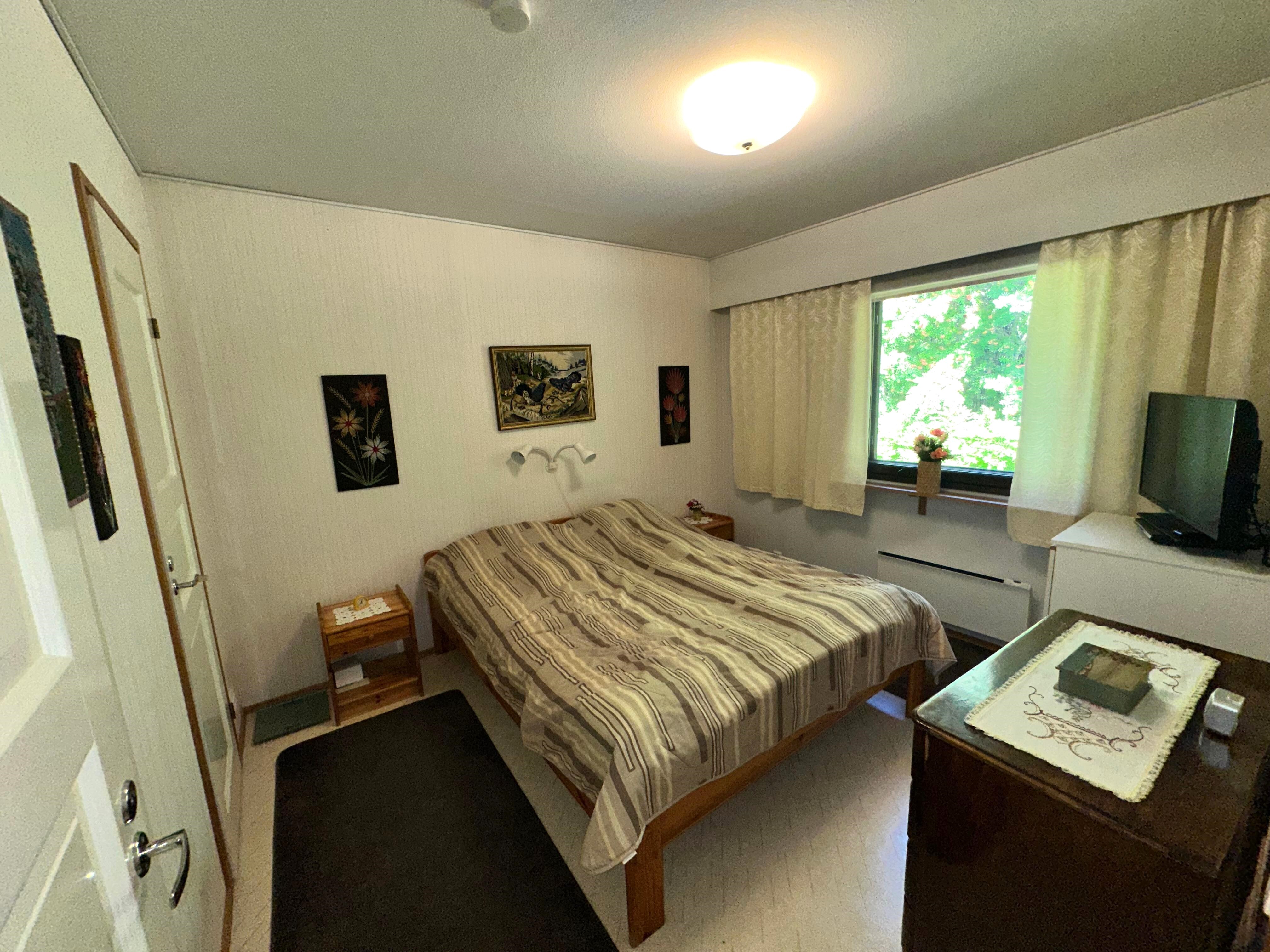 Kirjailijantie 11, Kuvansi, Joroinen