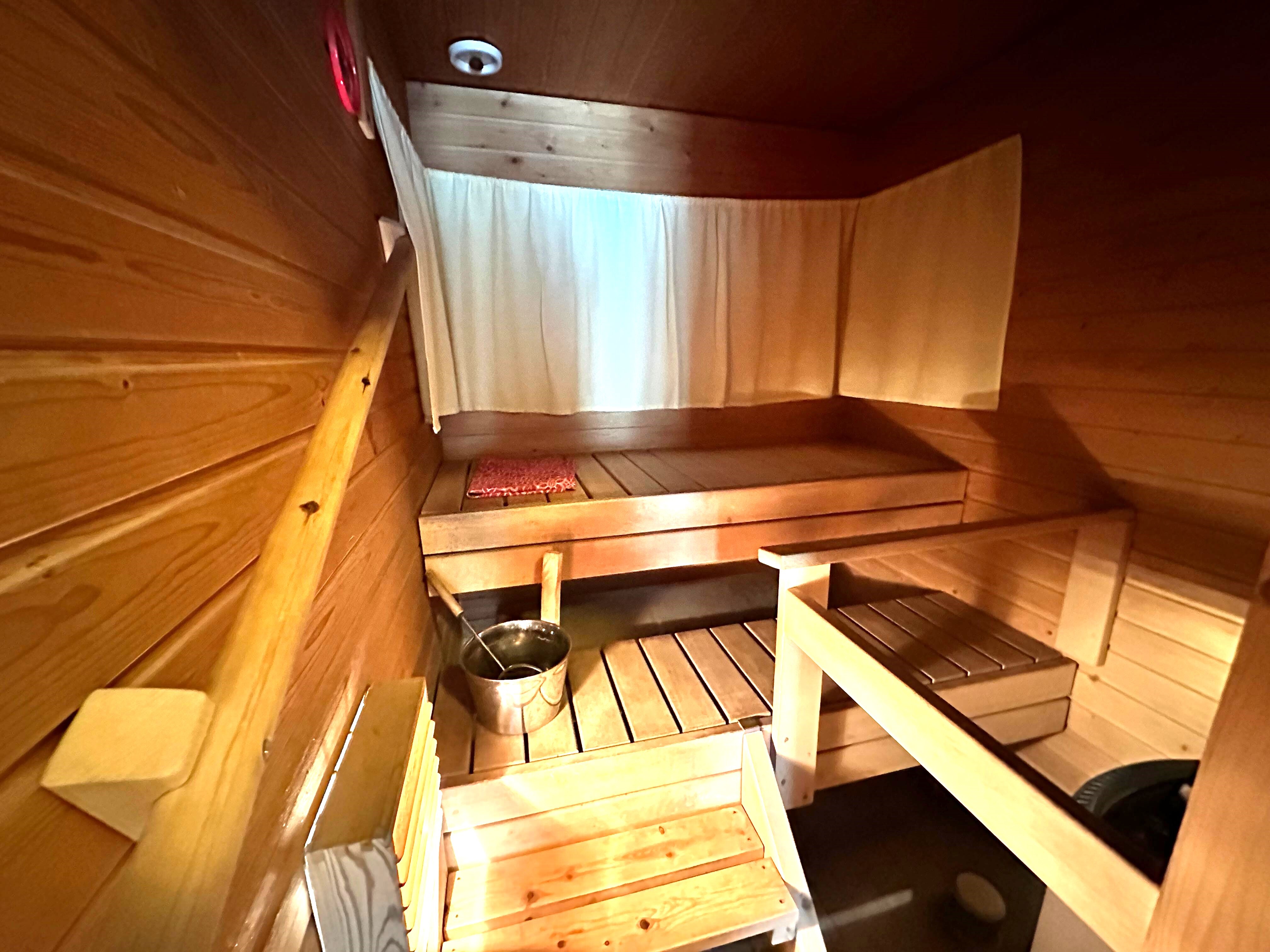 Kirjailijantie 11, Kuvansi, Joroinen