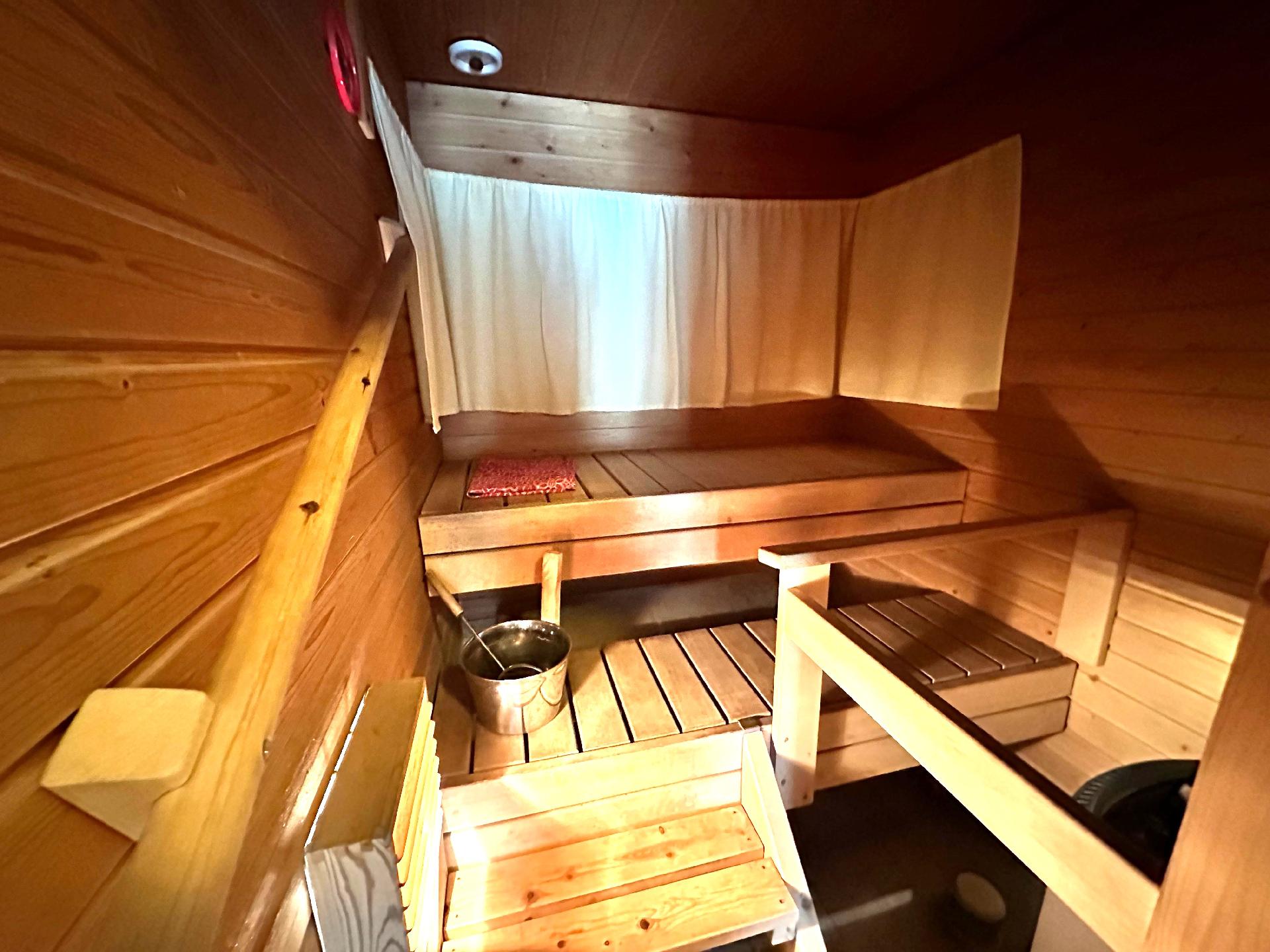 Kirjailijantie 11, Kuvansi, Joroinen