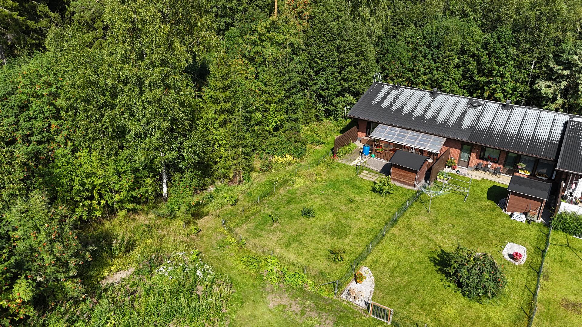 Kirjailijantie 11, Kuvansi, Joroinen