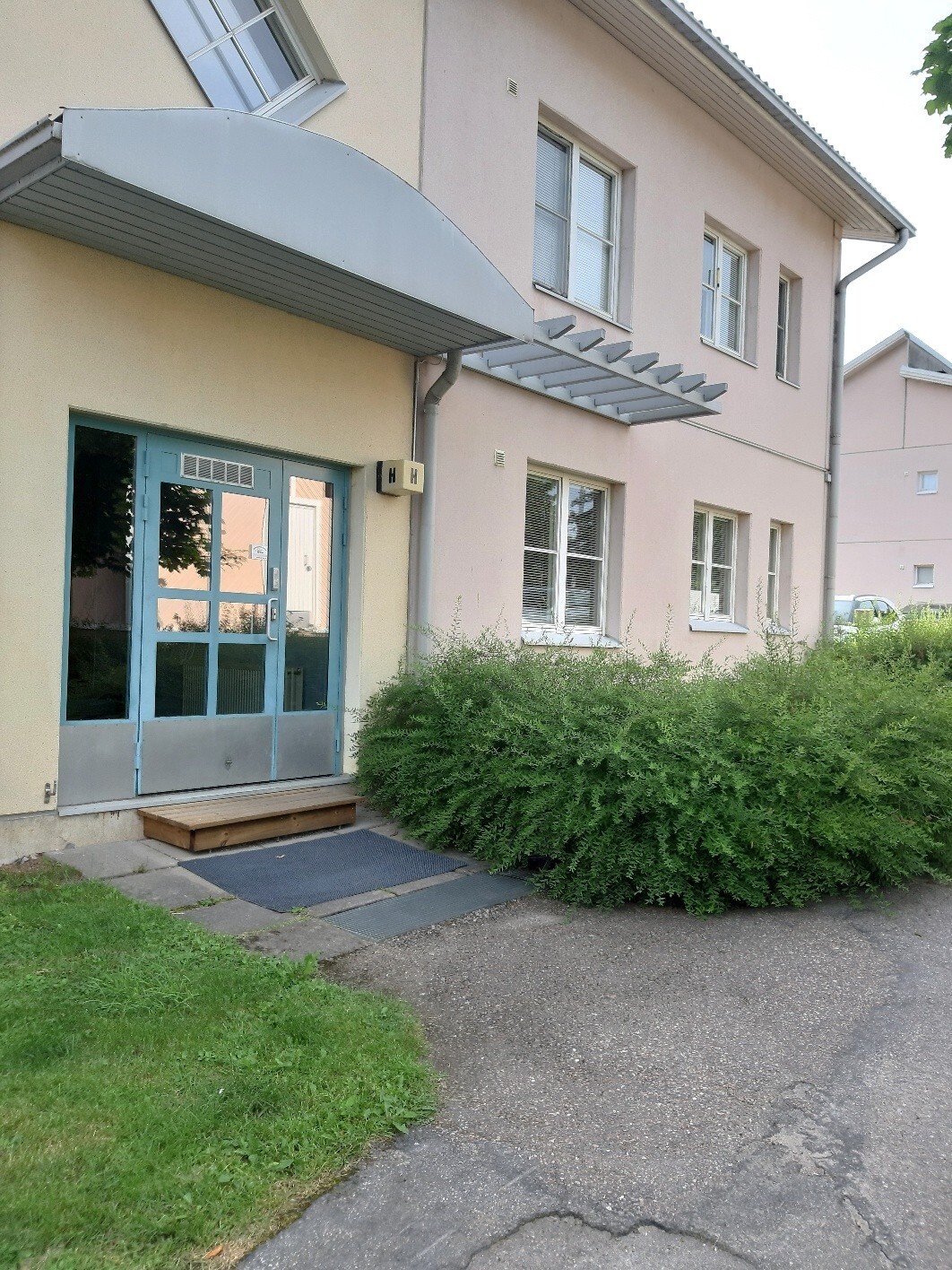 Sisäänkäynti