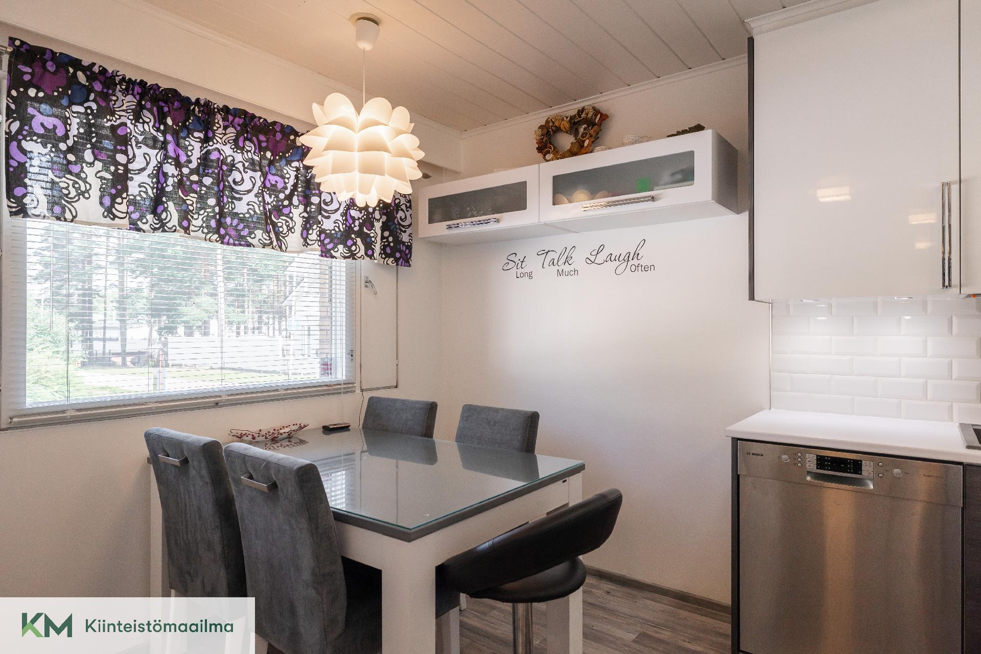 Riippakoivuntie 33, Aittakorpi, Kotka