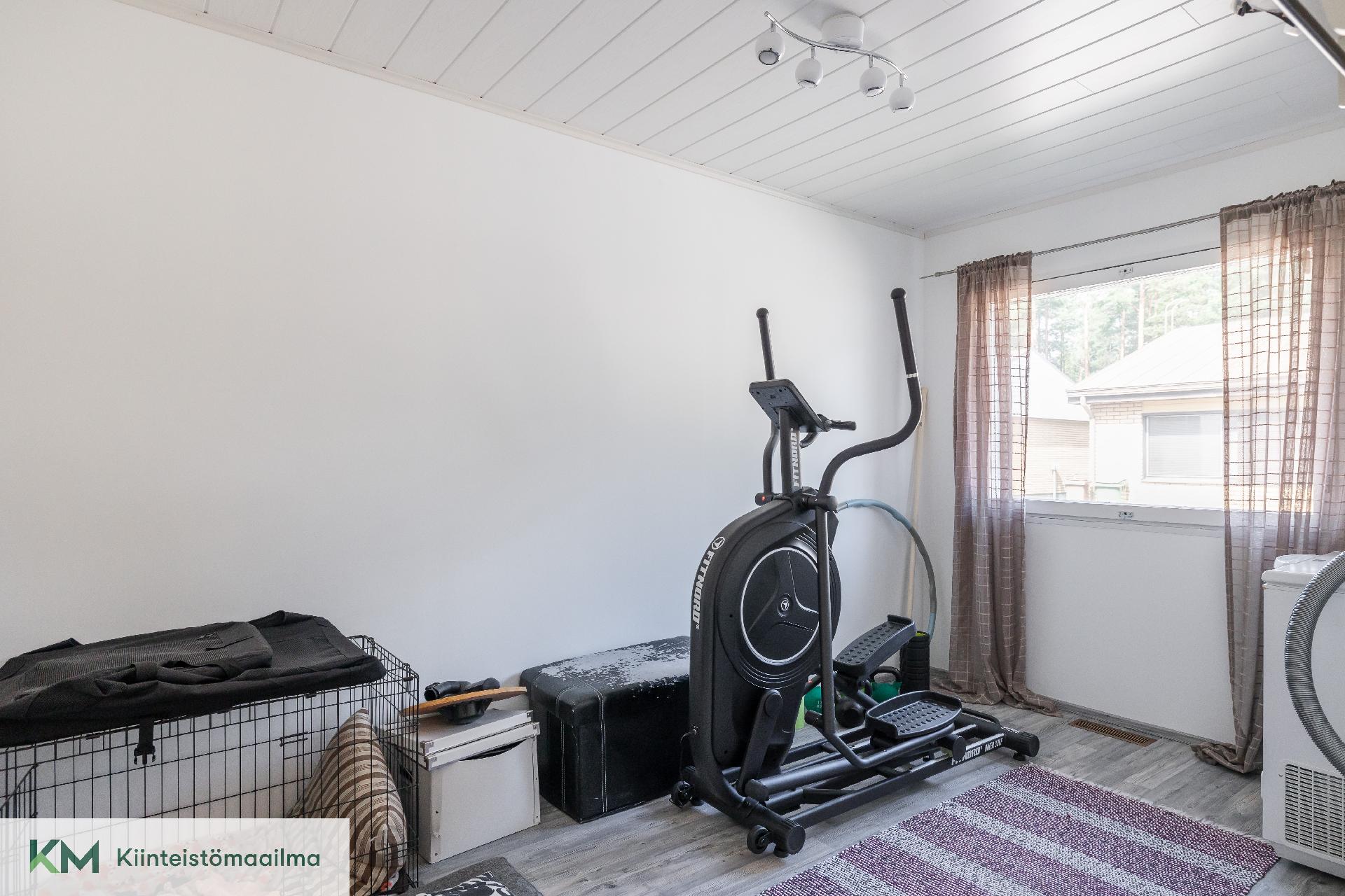 Riippakoivuntie 33, Aittakorpi, Kotka