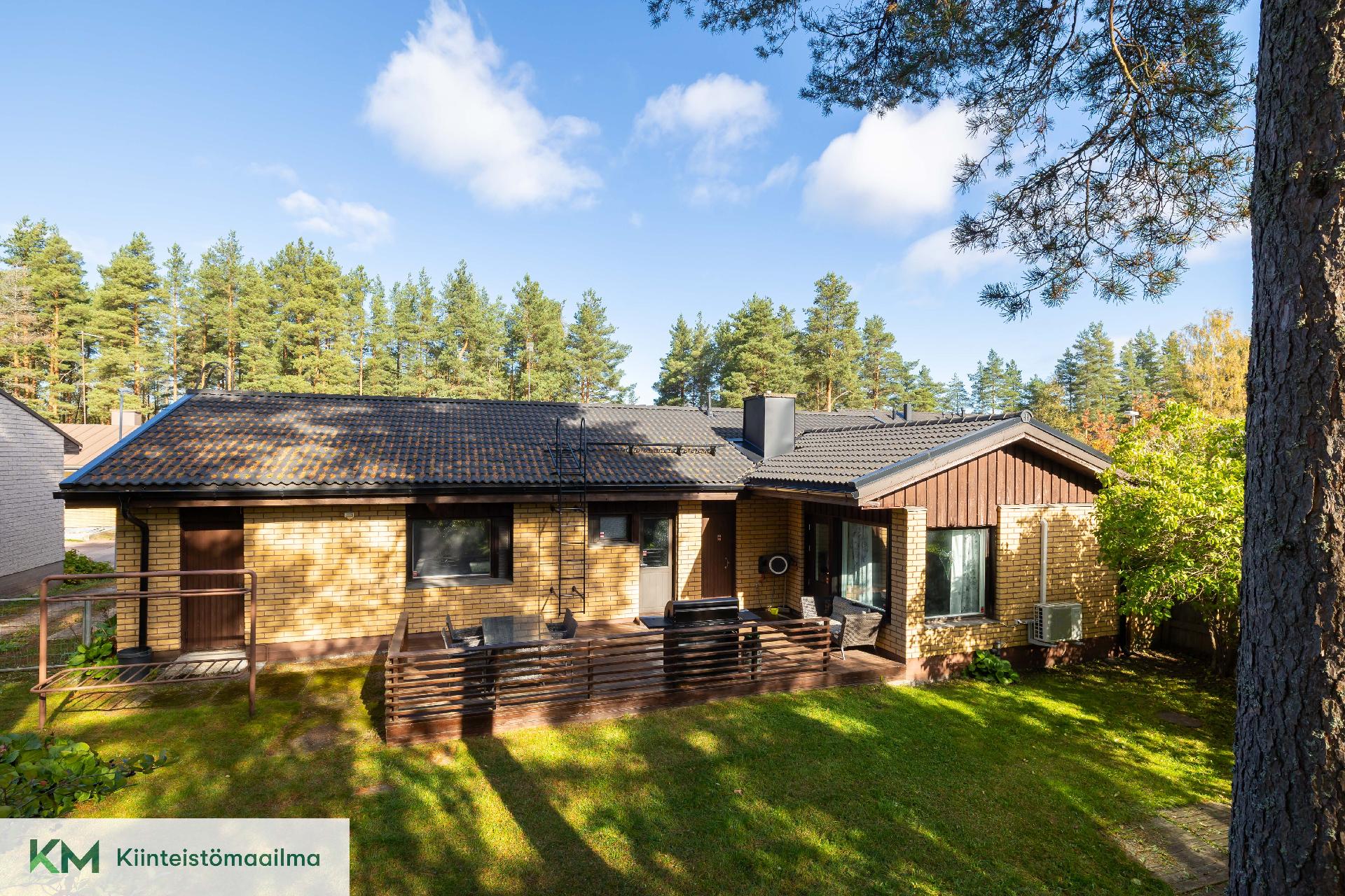 Riippakoivuntie 33, Aittakorpi, Kotka