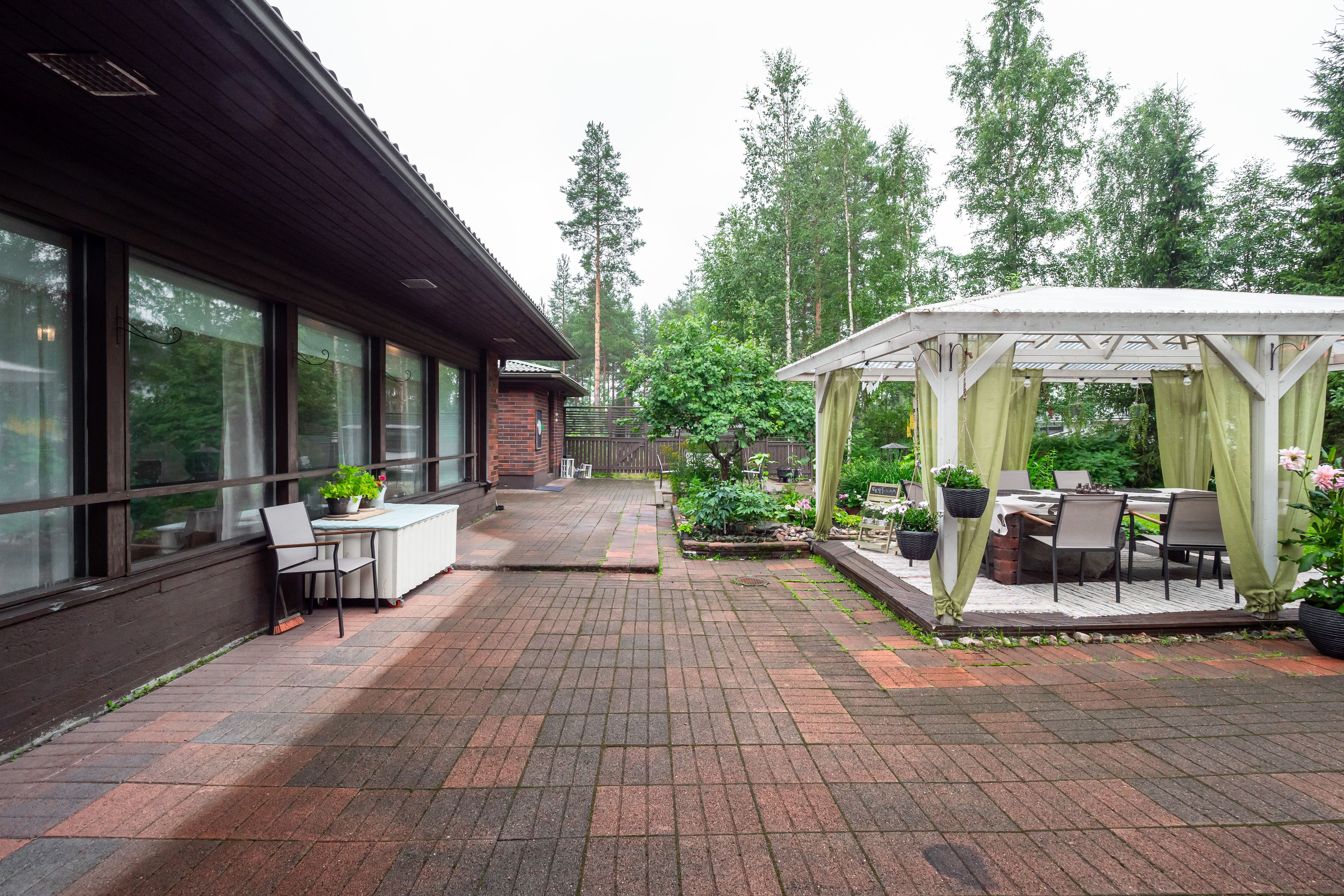 Kukkulatie 15, Jääli, Oulu