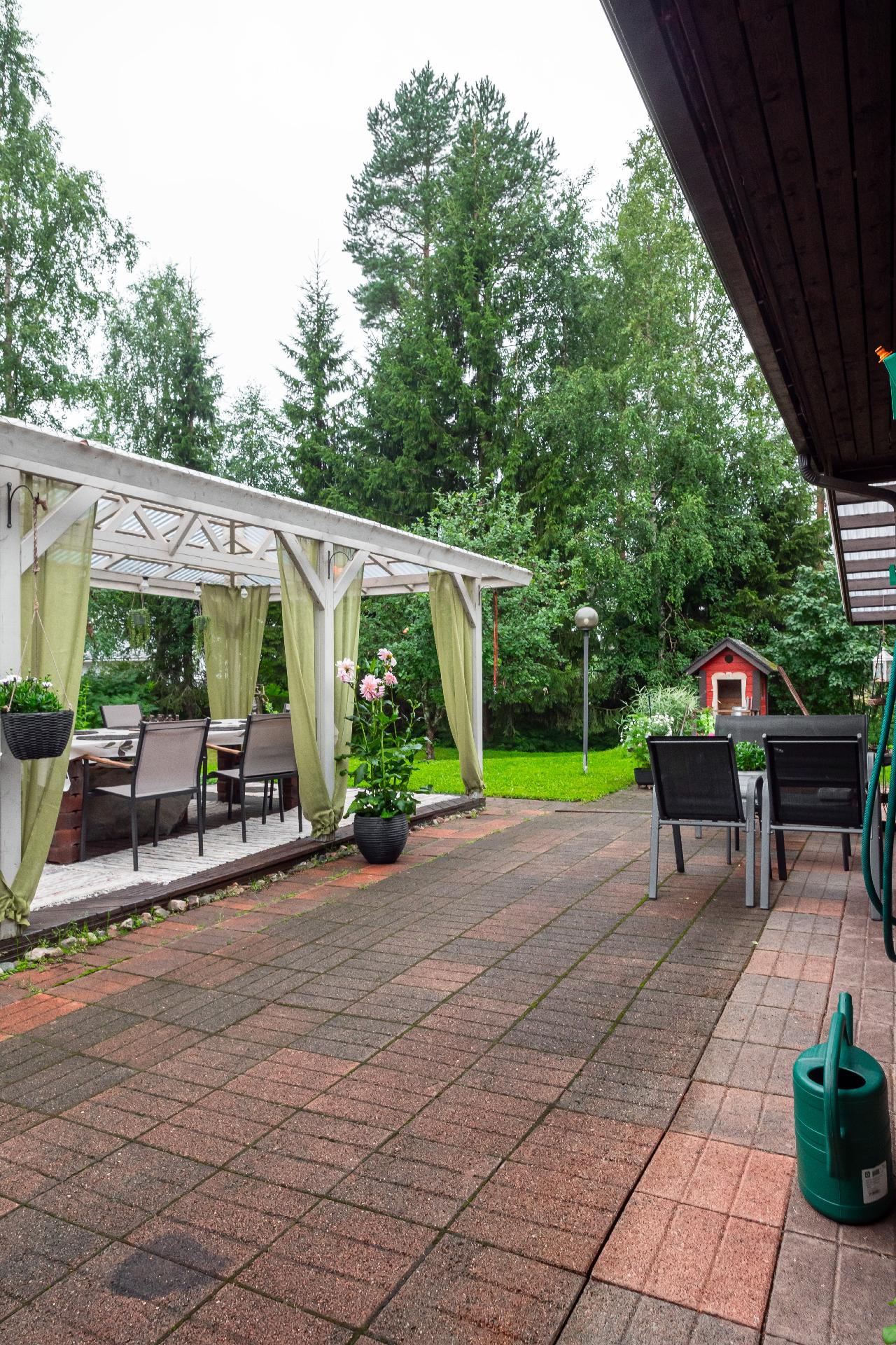 Kukkulatie 15, Jääli, Oulu