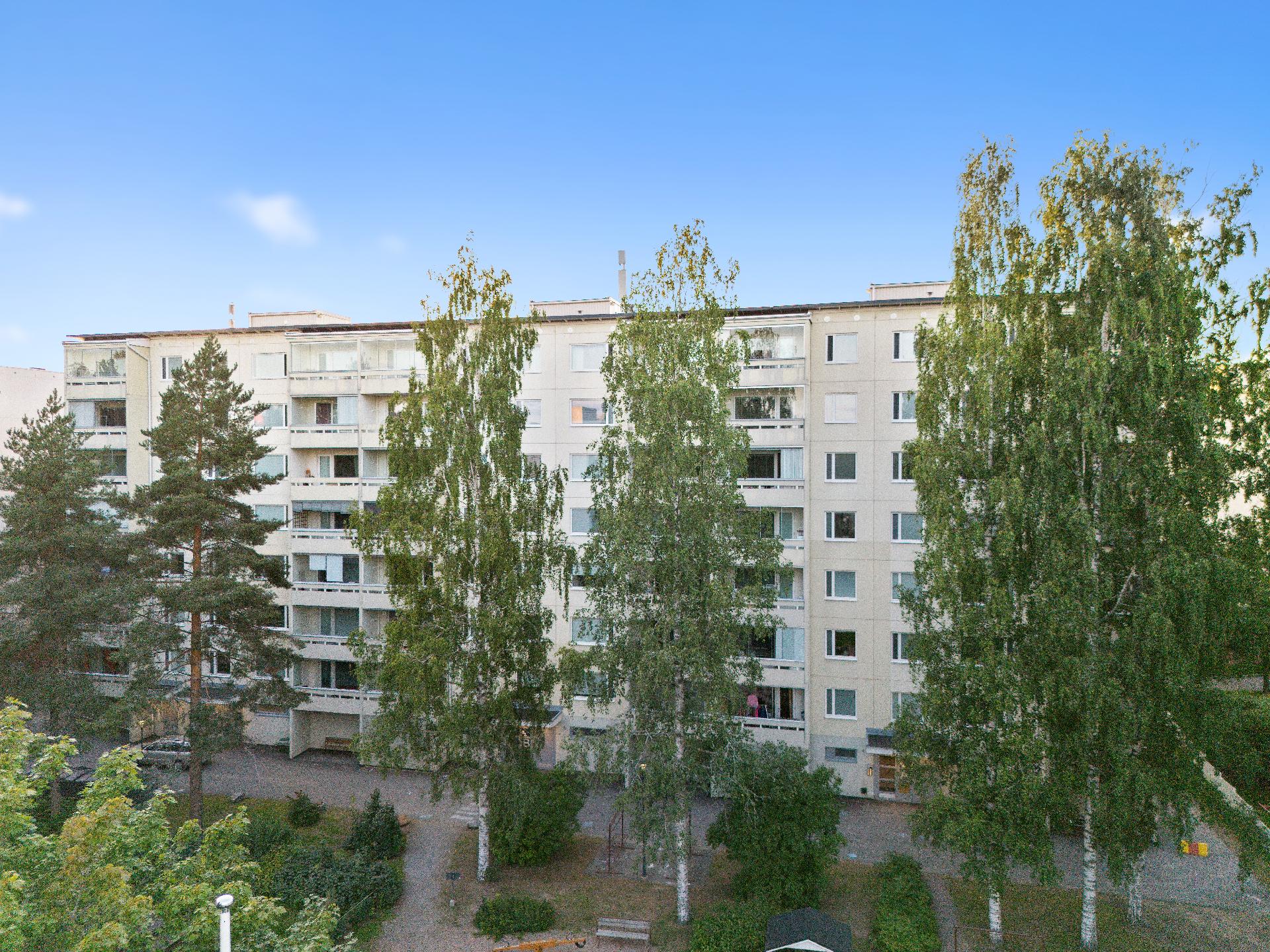 Opettajanraitti 7, Hervanta, Tampere