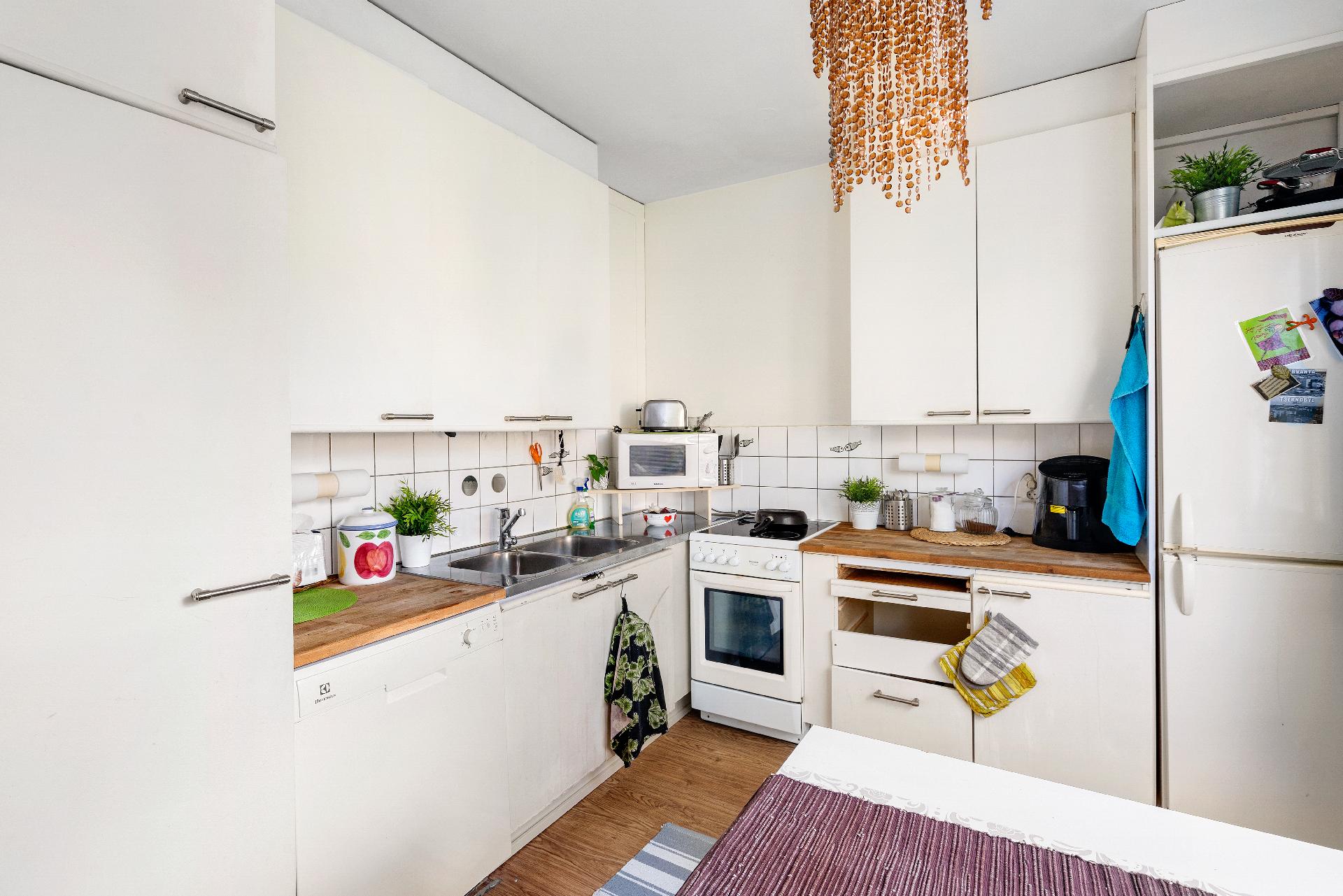 Opettajanraitti 7, Hervanta, Tampere