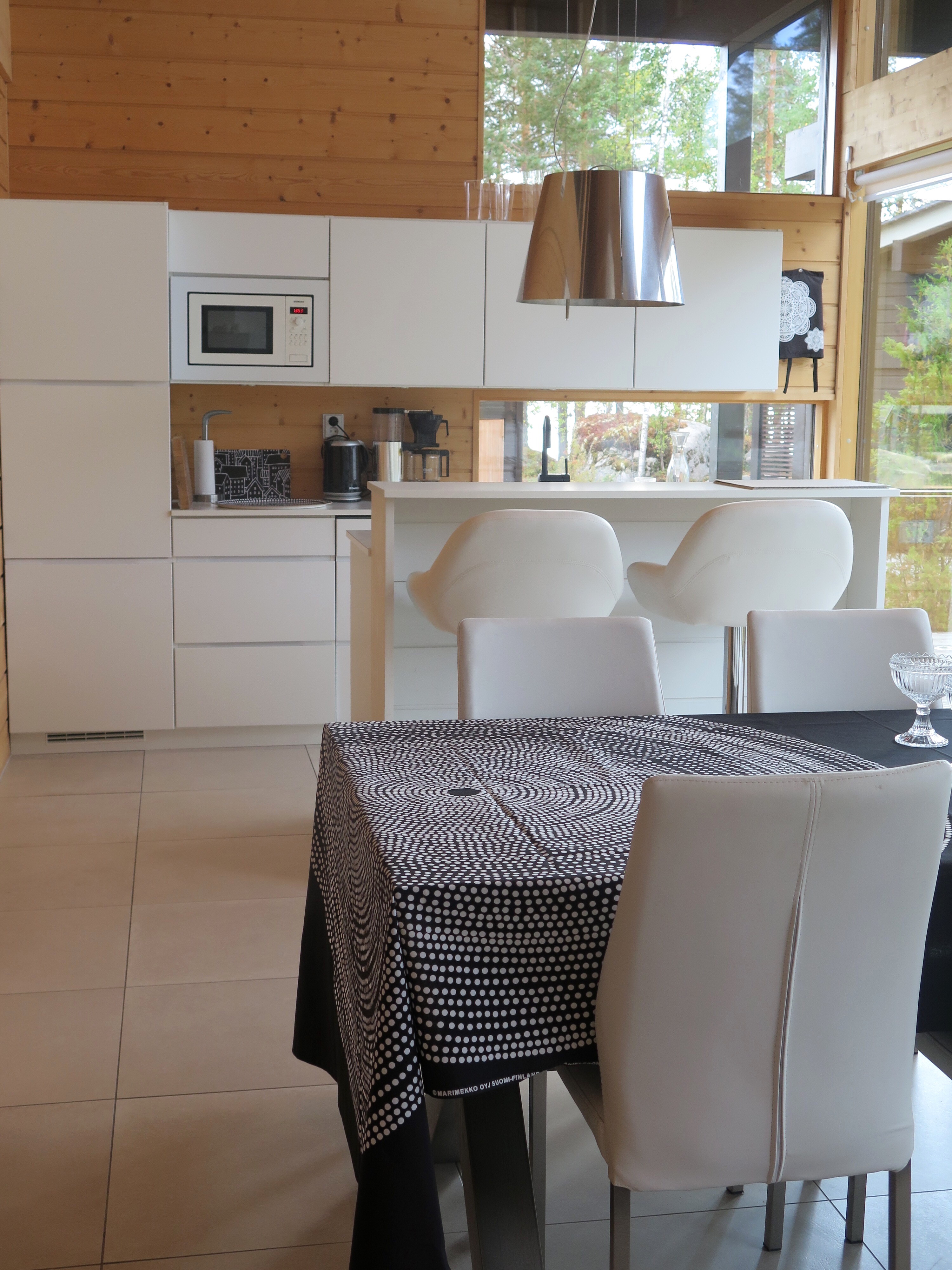 Mesikuja 4, Ähtäri, Ähtäri