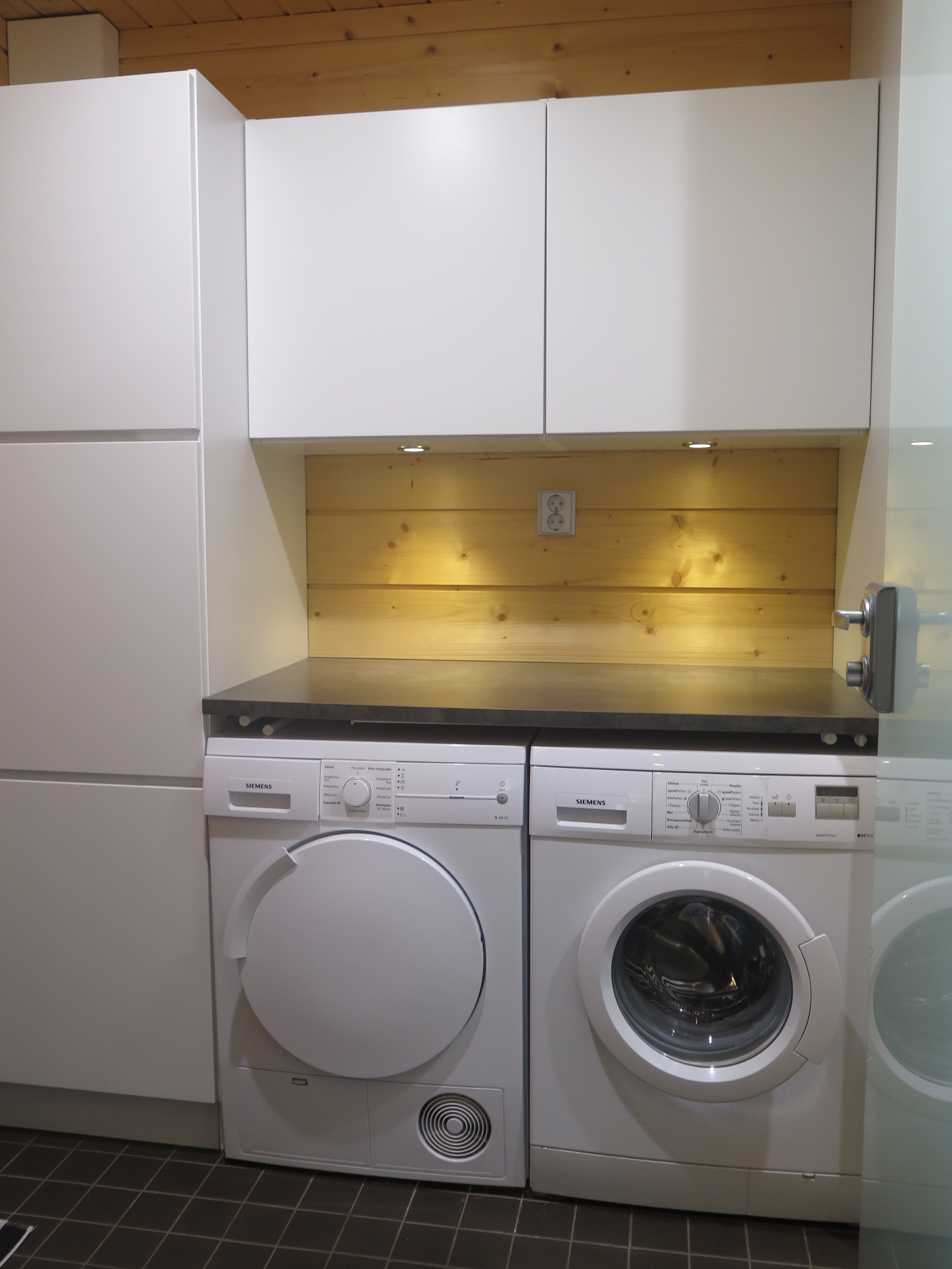 Mesikuja 4, Ähtäri, Ähtäri