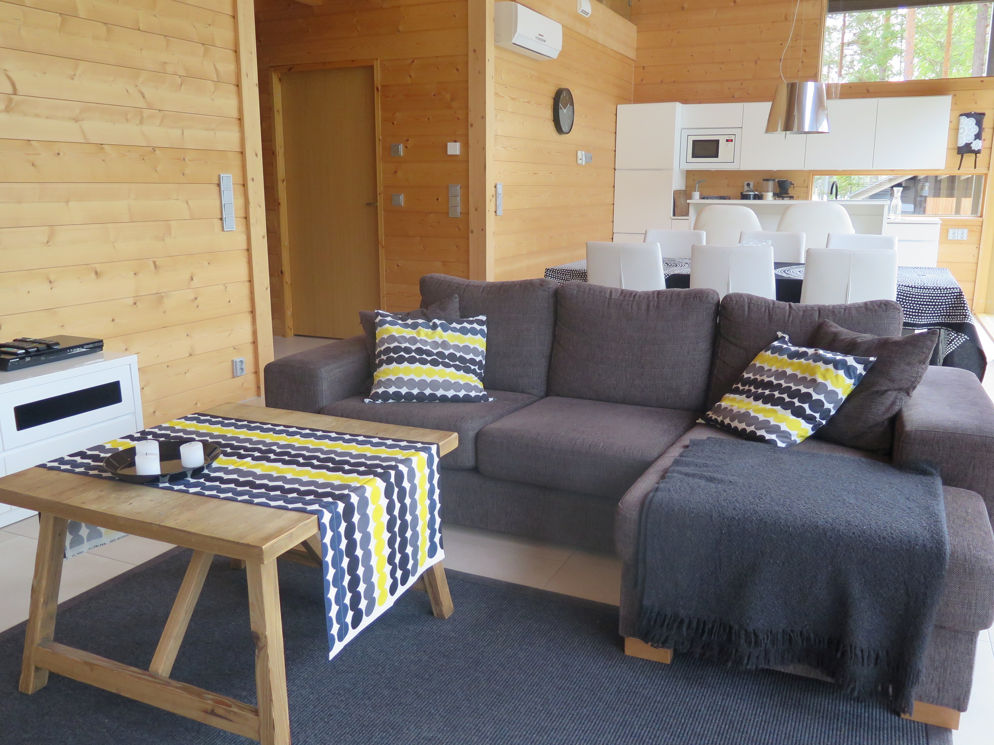 Mesikuja 4, Ähtäri, Ähtäri