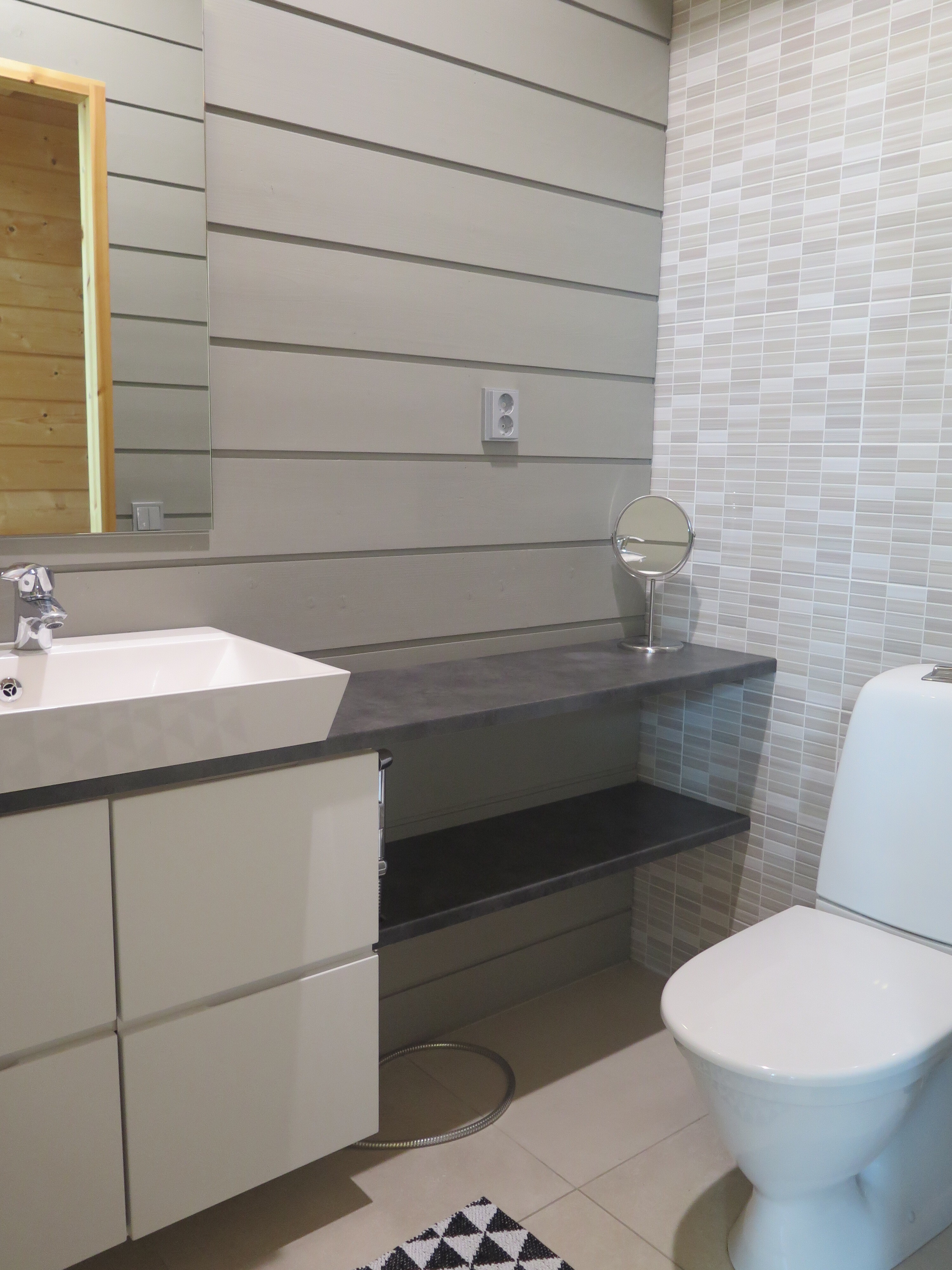 Mesikuja 4, Ähtäri, Ähtäri