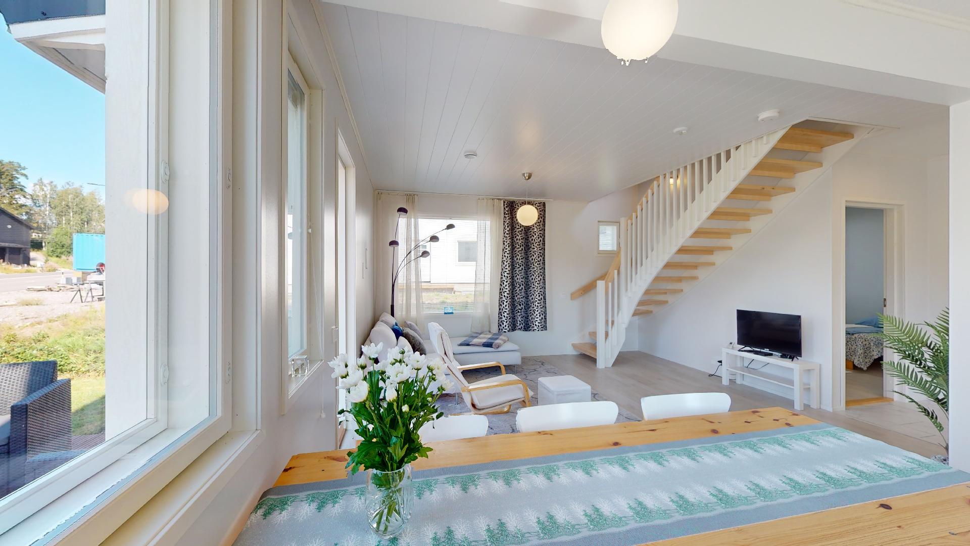 Olohuone-ruokailutila