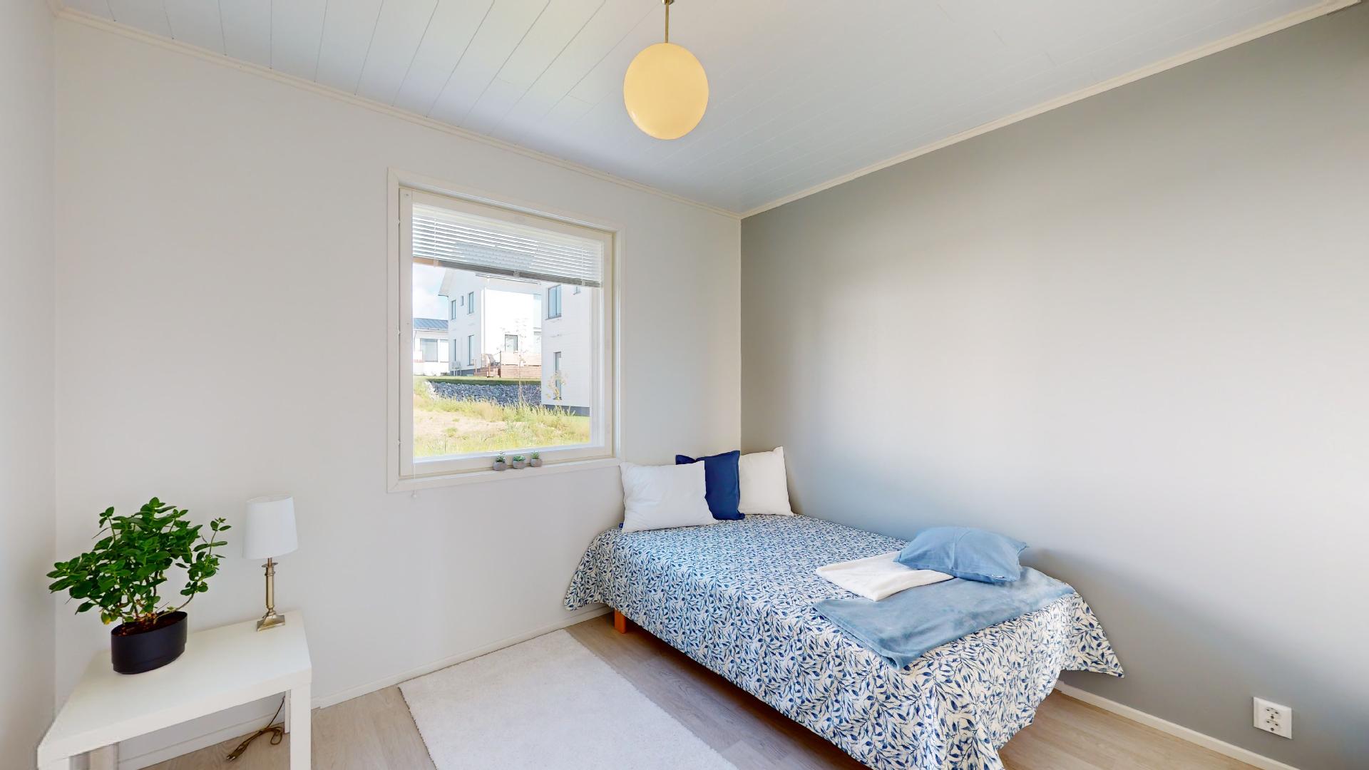 Alakerran makuuhuone