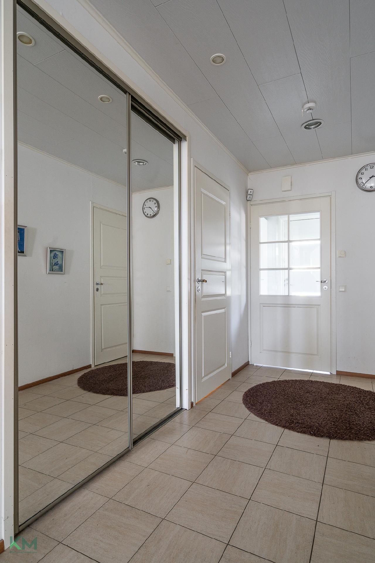 Martinpolku 7, Asemanseutu, Kempele