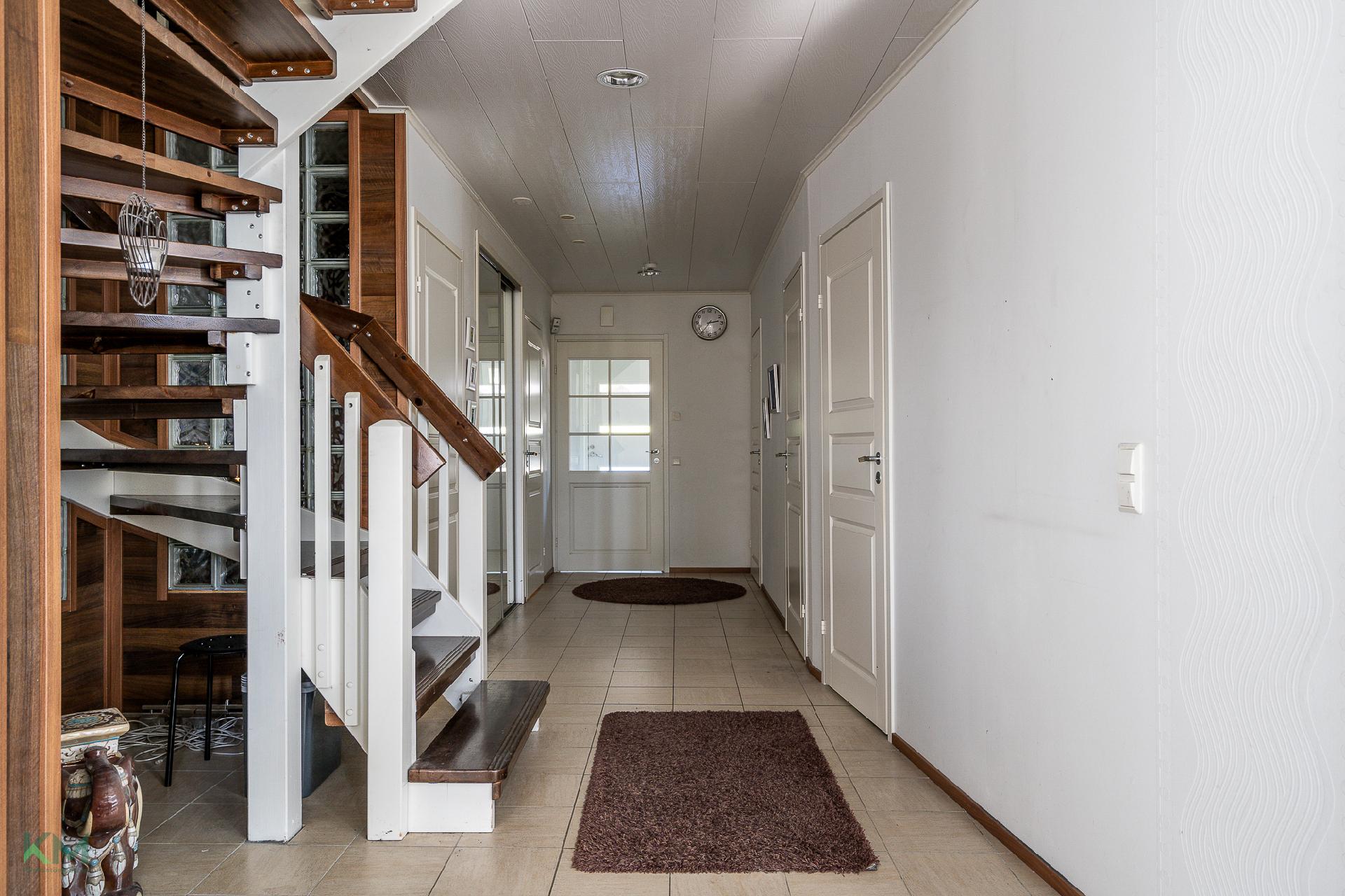 Martinpolku 7, Asemanseutu, Kempele