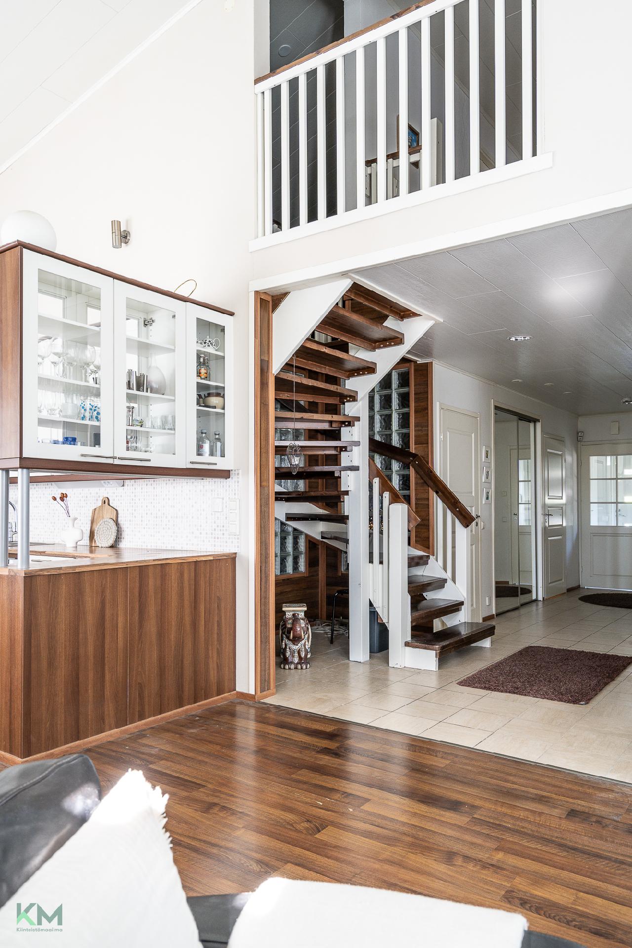 Martinpolku 7, Asemanseutu, Kempele