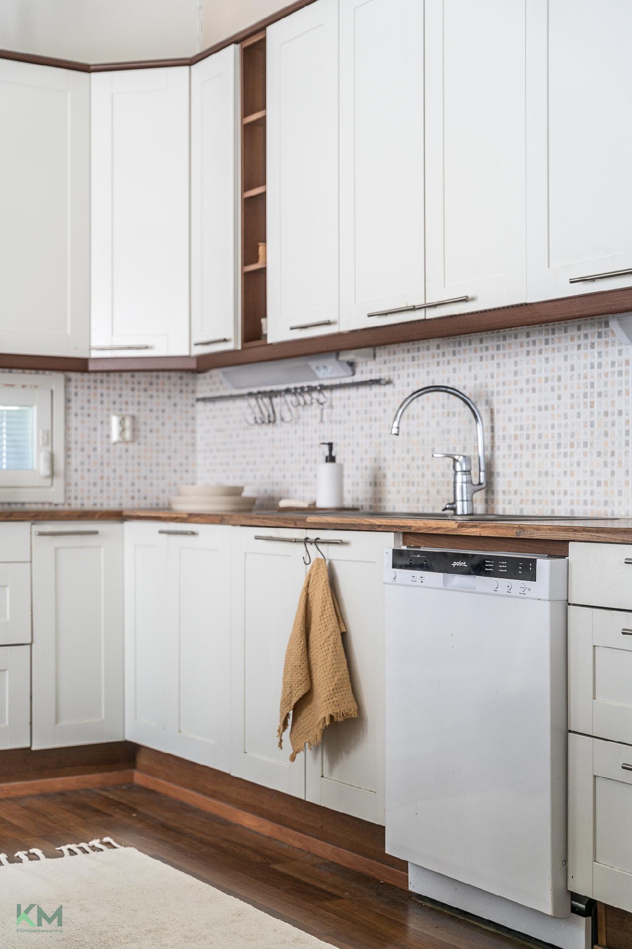 Martinpolku 7, Asemanseutu, Kempele