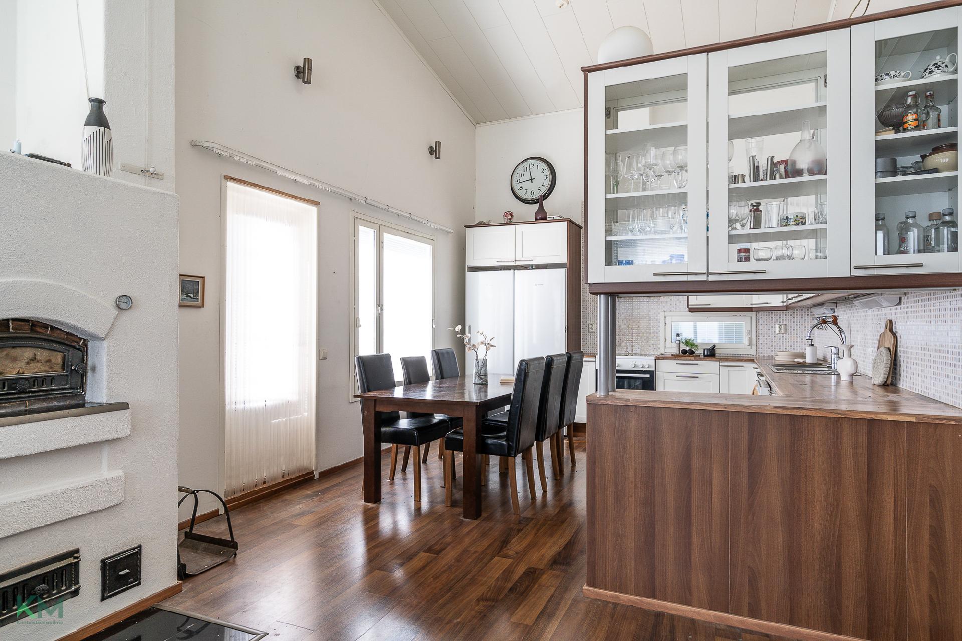 Martinpolku 7, Asemanseutu, Kempele