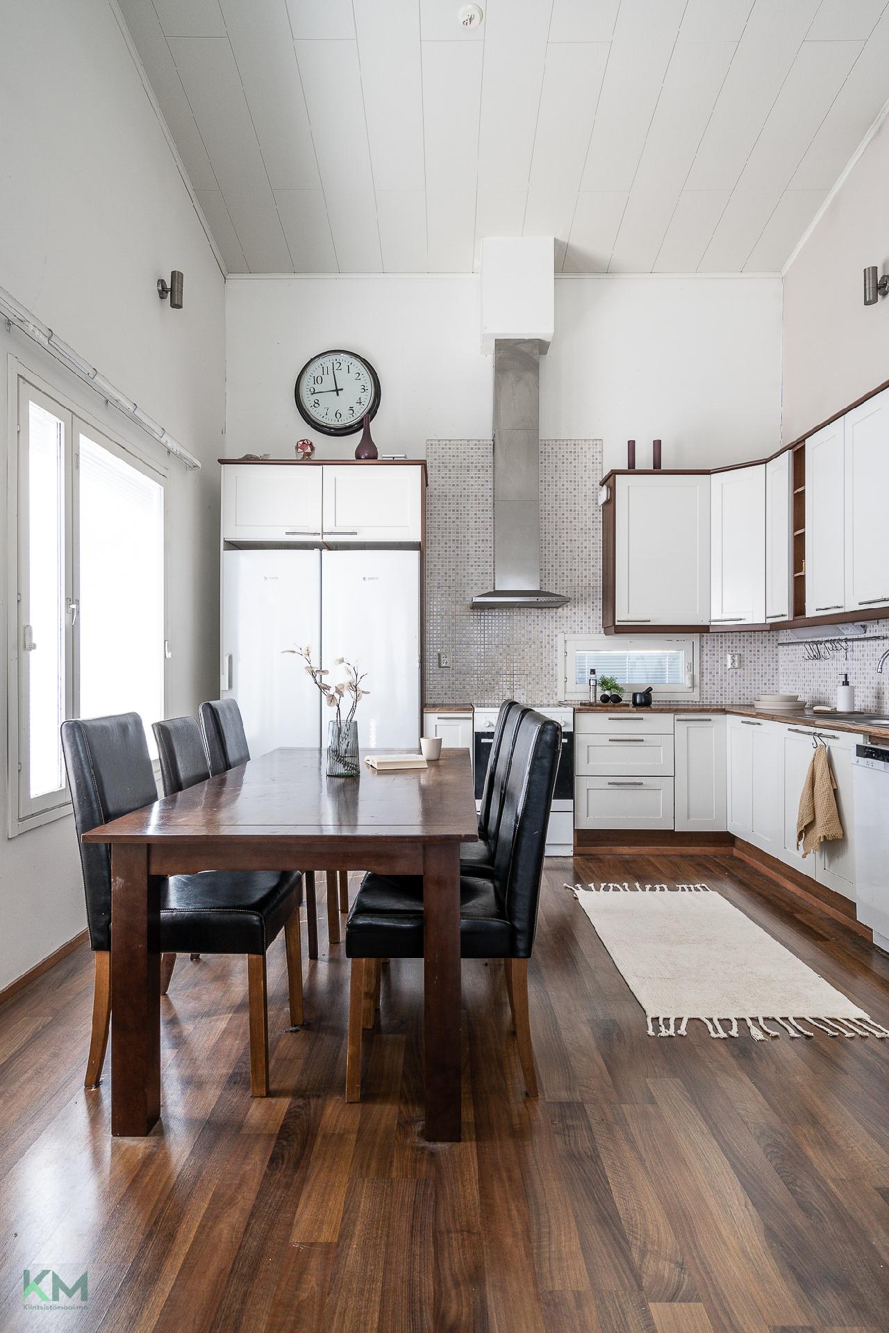 Martinpolku 7, Asemanseutu, Kempele