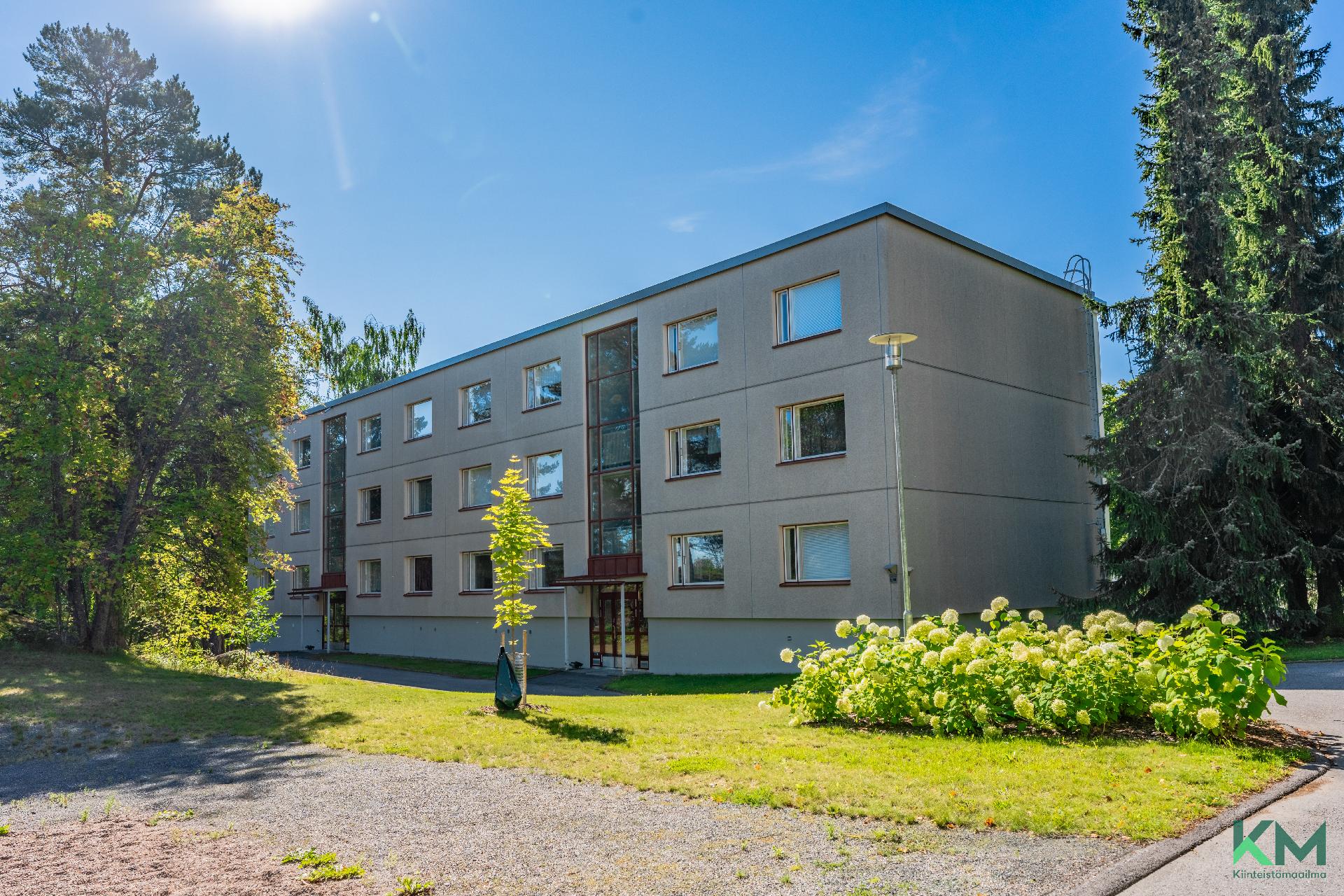 Saanatunturintie 1, Mellunmäki, Helsinki