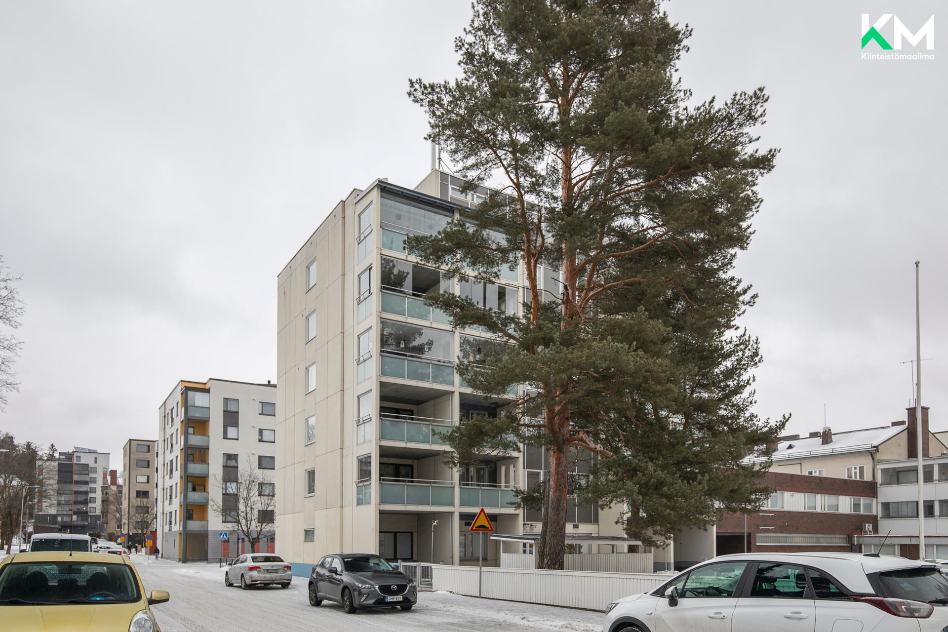 Junailijankatu 27, Keskusta, Riihimäki