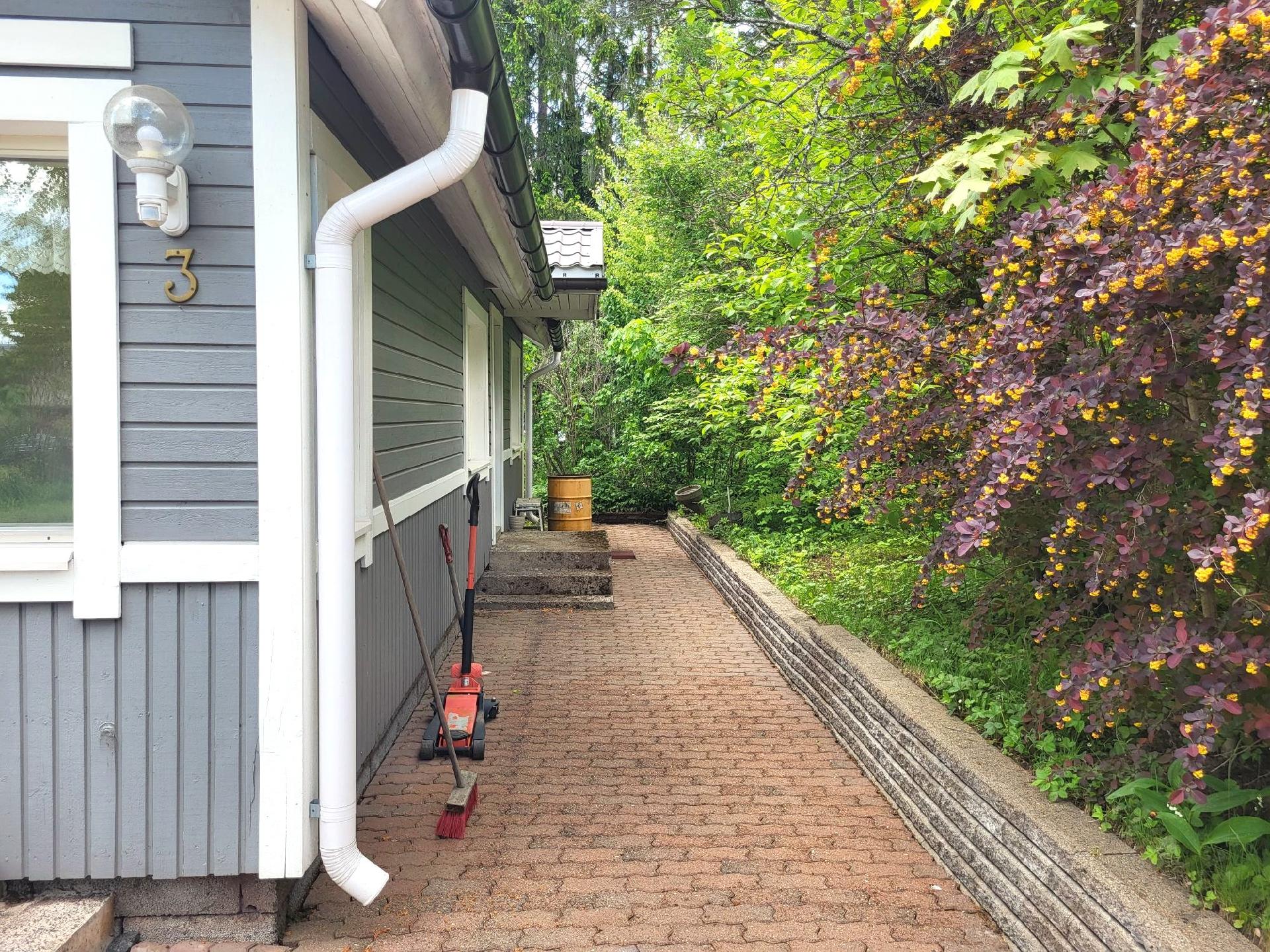 Karhutie 3, Kausala, Iitti