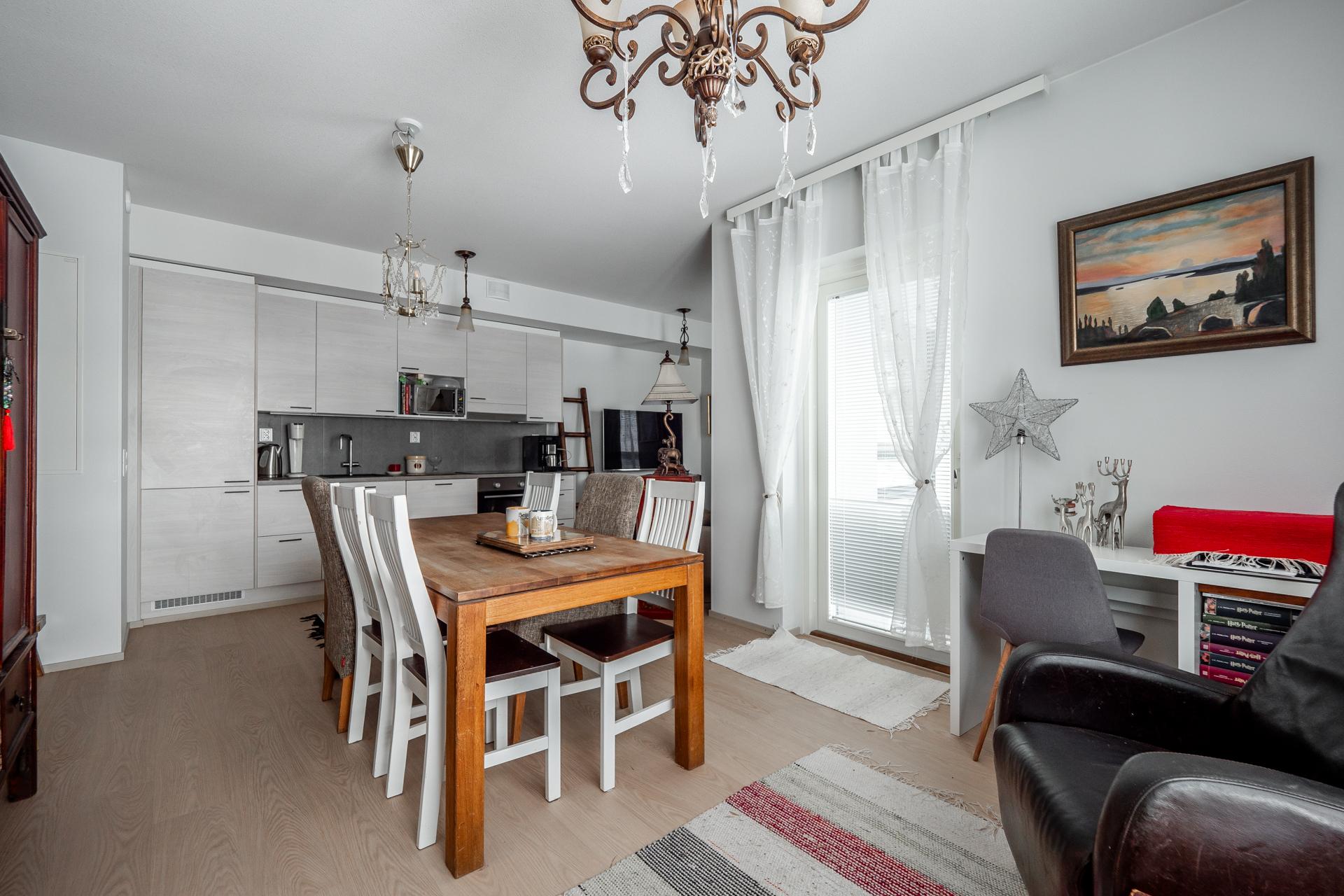 Tahtipuikko 2, Taka-Lyötty, Oulu