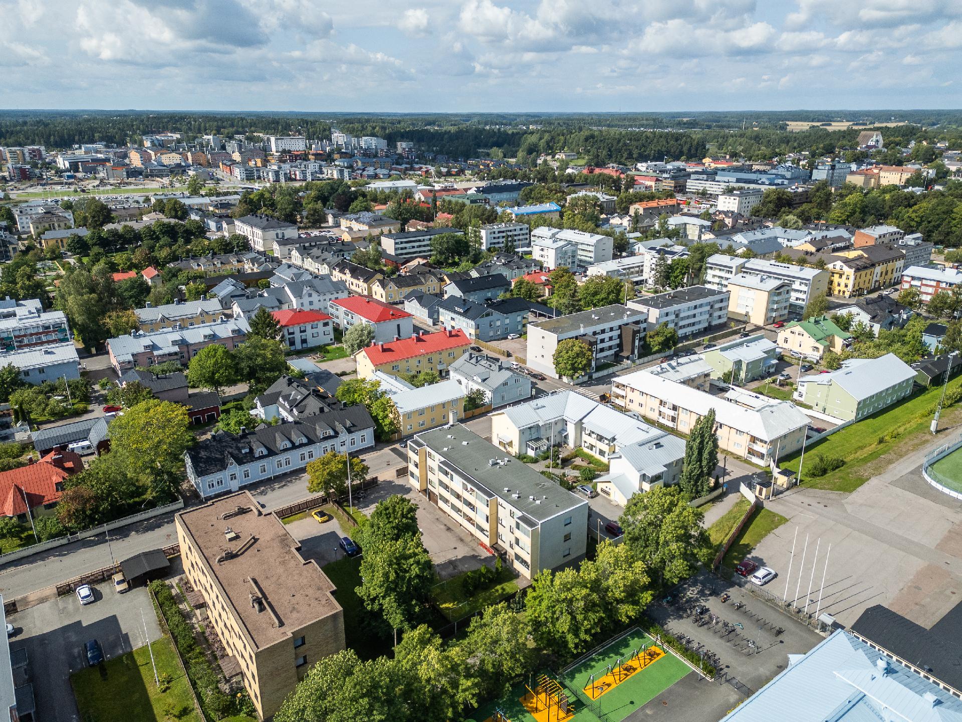2mh, oh, k, kph, wc, eteinen, Lukiokatu 15, Keskusta, Porvoo -  Kiinteistömaailma