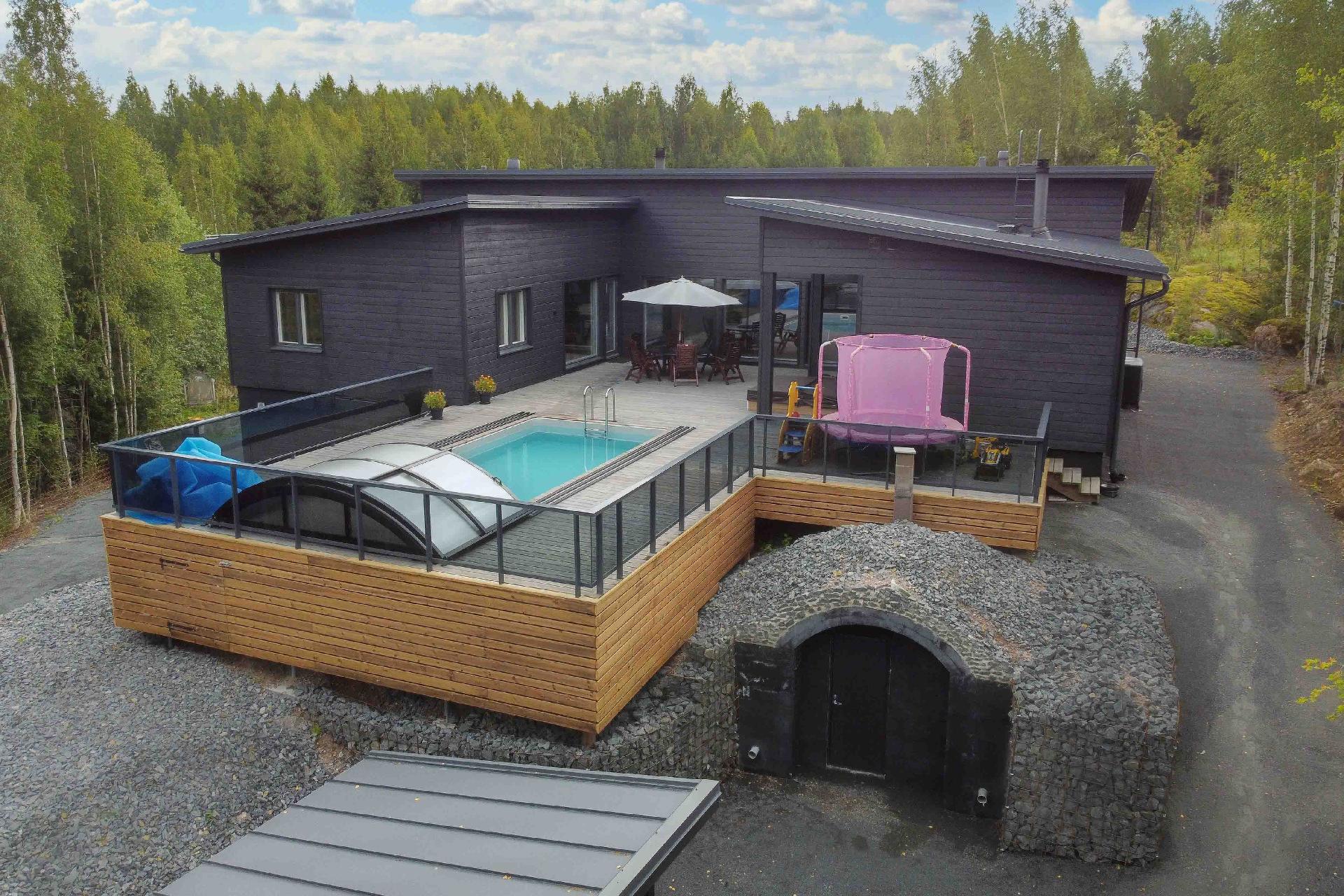 Tyrnitie 12, Launonen, Loppi