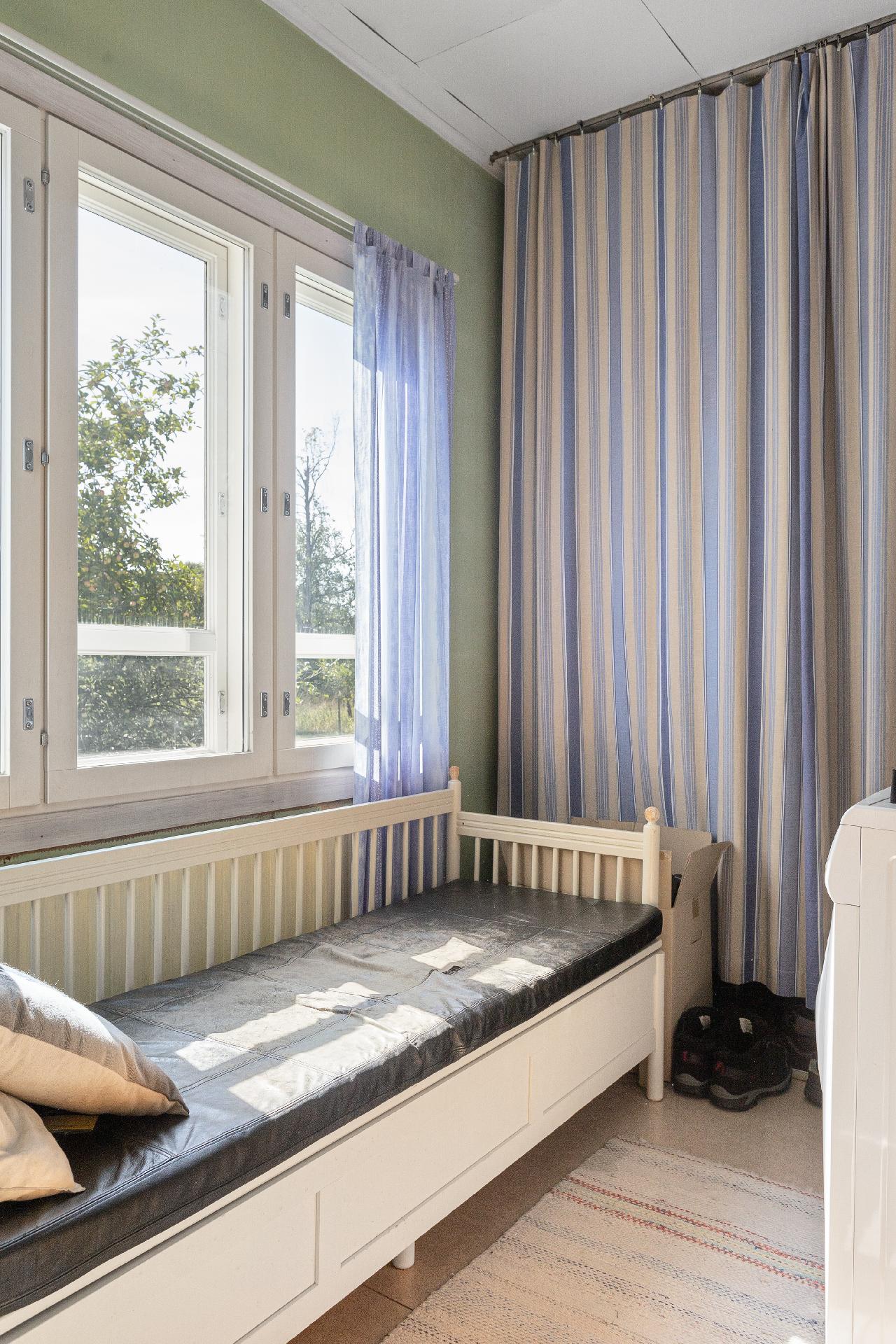 Asemantie 10, Kausala, Iitti