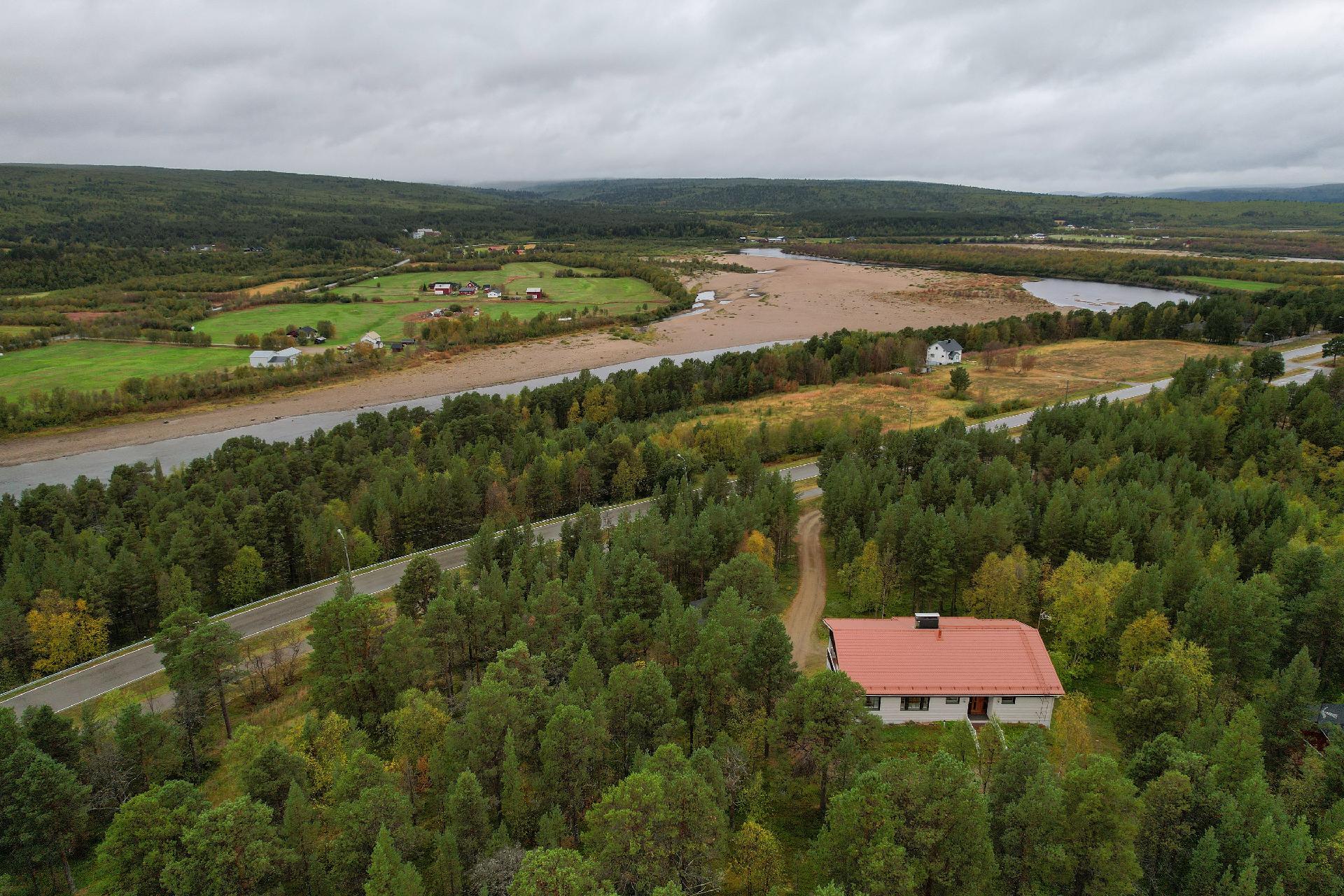 Torvikoskenrinne 2, Karigasniemi, Utsjoki