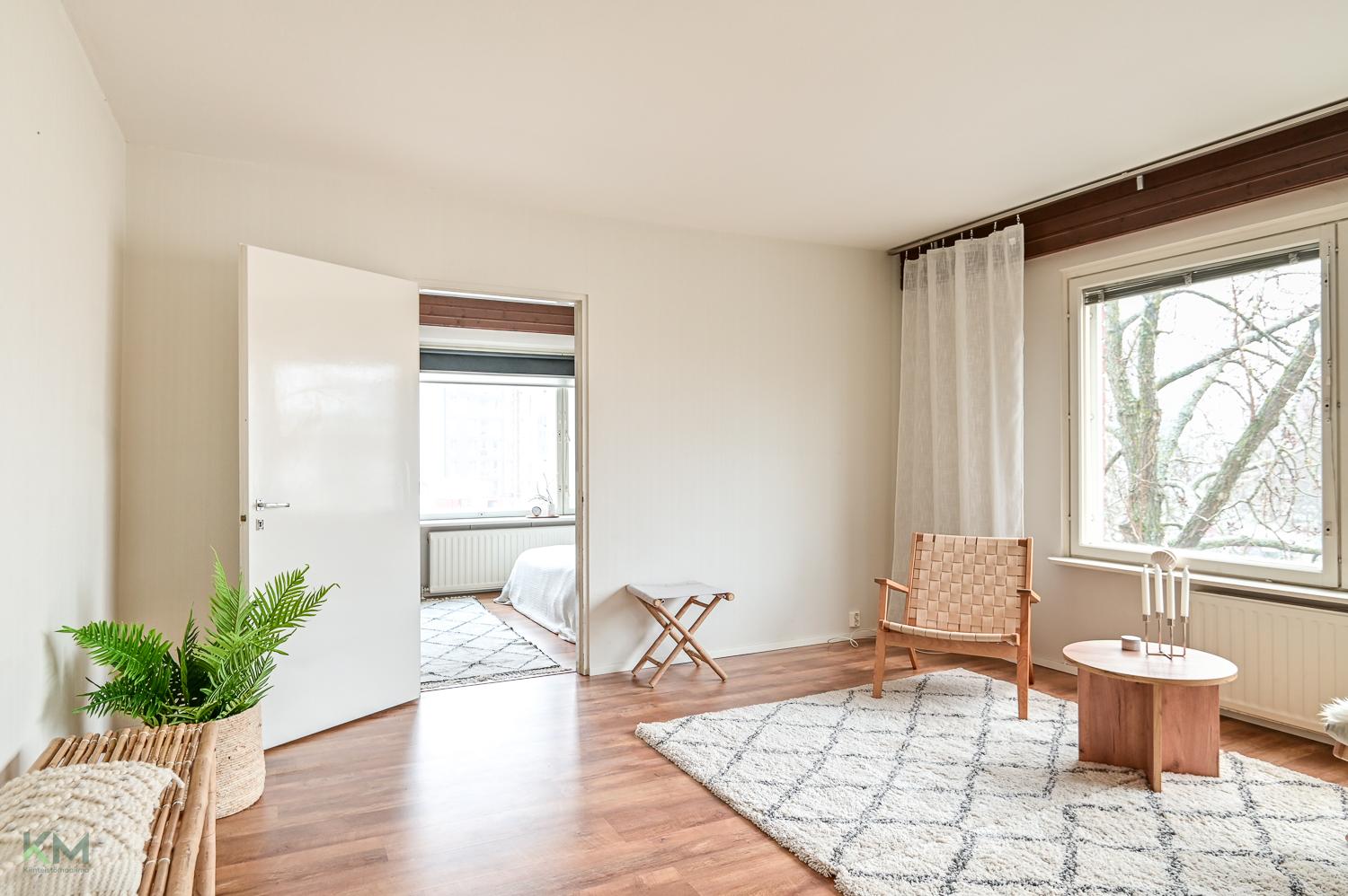 Tarkka-ampujankatu 43, Heinäpää, Oulu