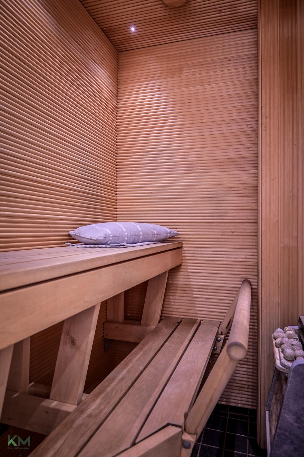 Tarkka-ampujankatu 43, Heinäpää, Oulu