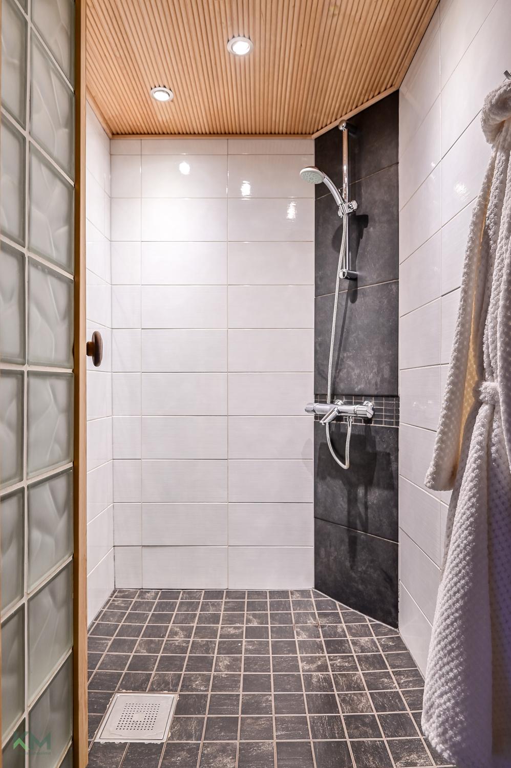 Tarkka-ampujankatu 43, Heinäpää, Oulu