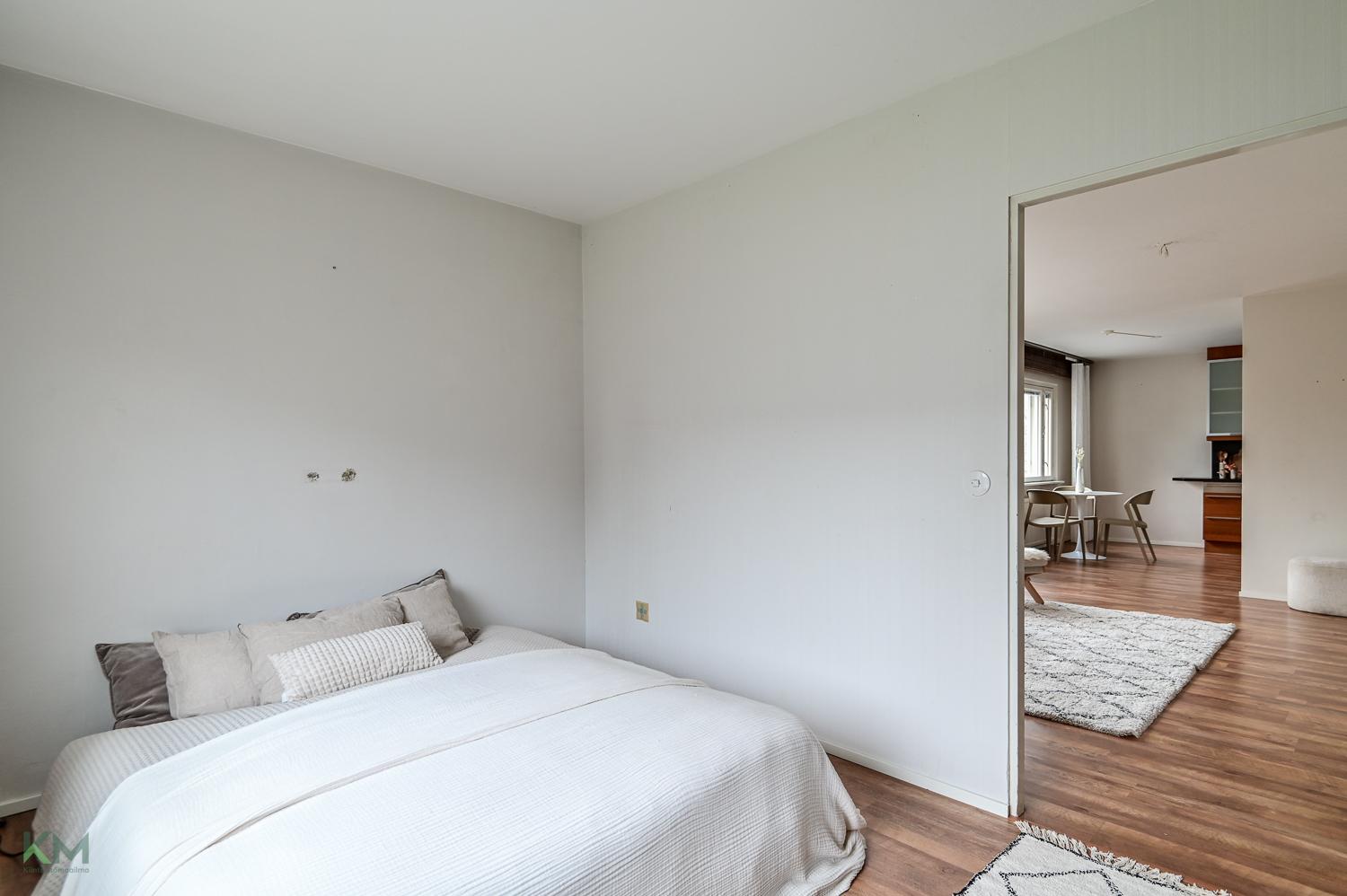 Tarkka-ampujankatu 43, Heinäpää, Oulu