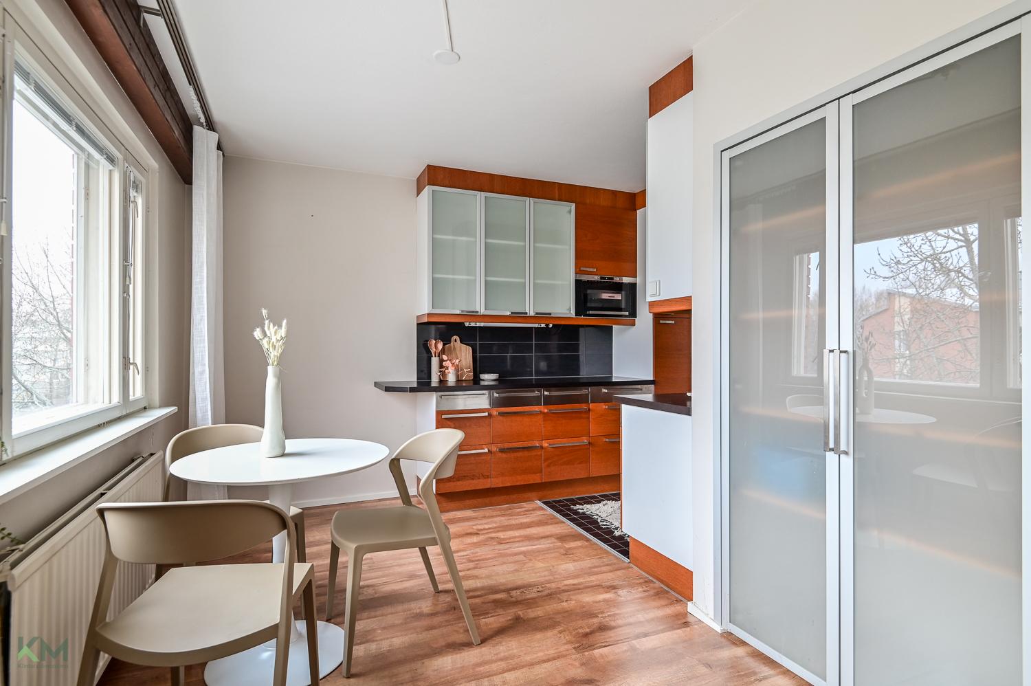 Tarkka-ampujankatu 43, Heinäpää, Oulu