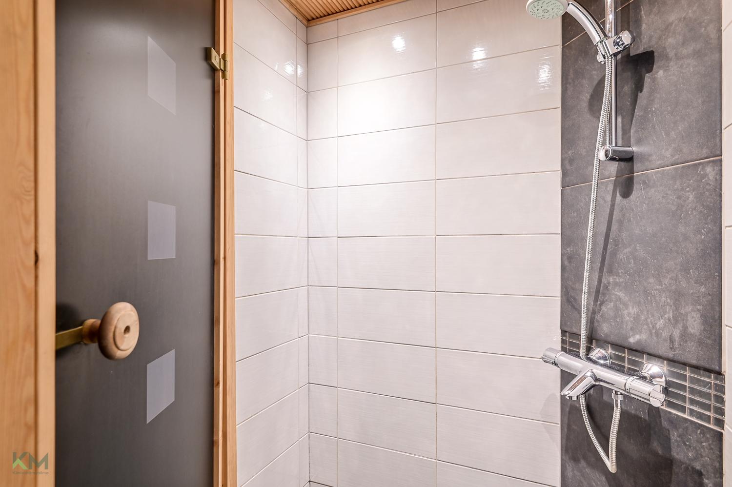 Tarkka-ampujankatu 43, Heinäpää, Oulu