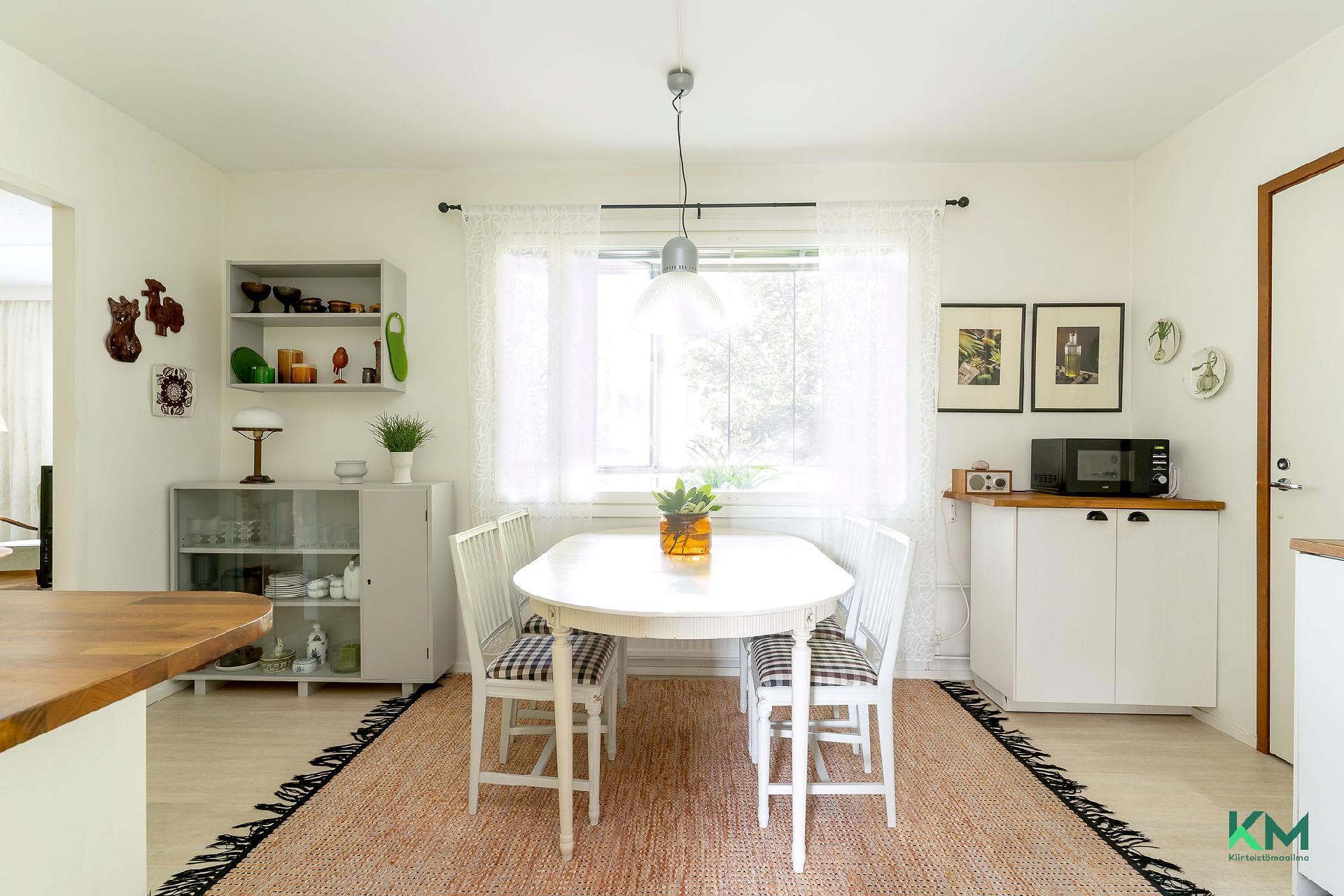 Liisantie 4, Keskusta, Kangasala