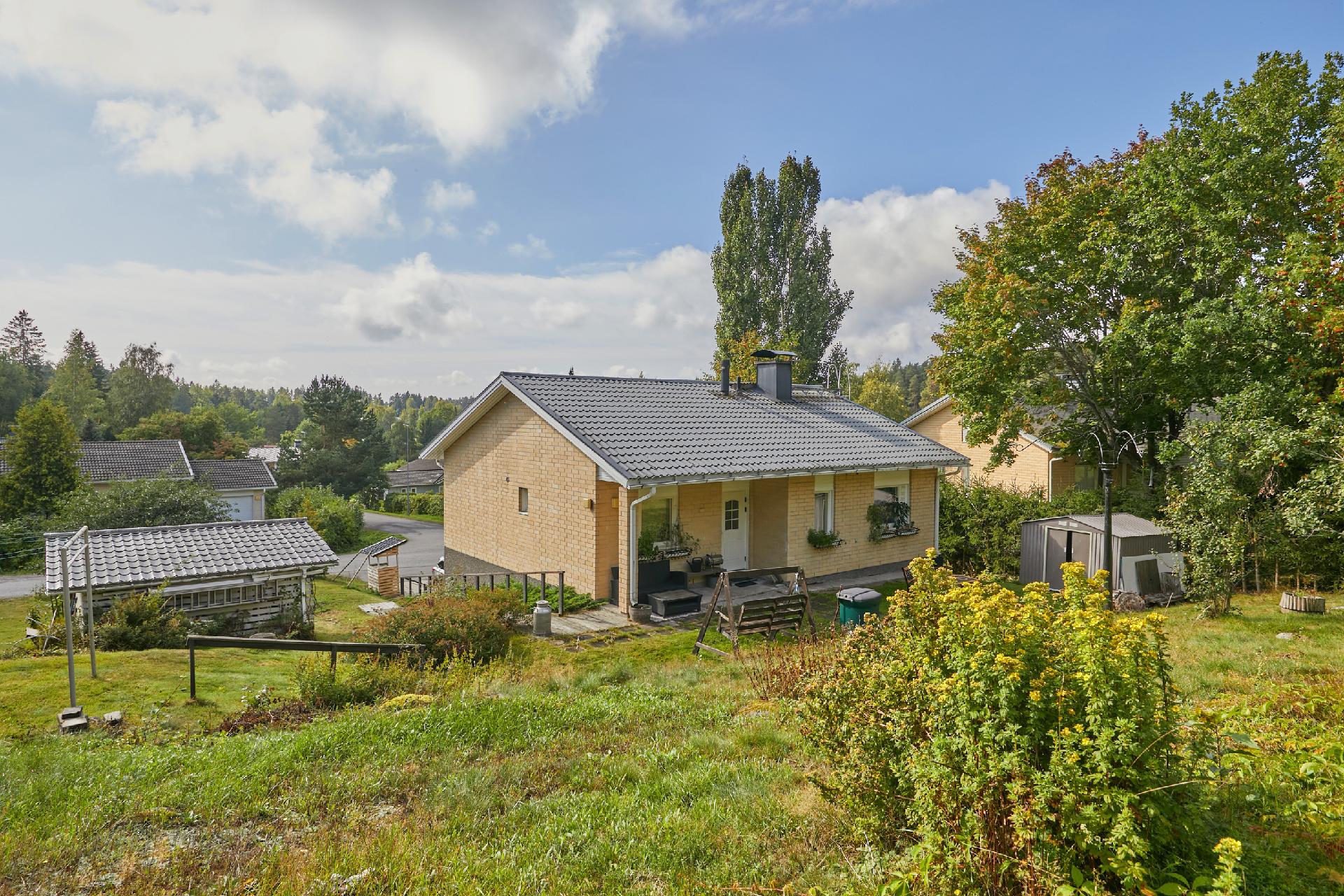 Vaahteramäenkuja 8, Routio, Lohja