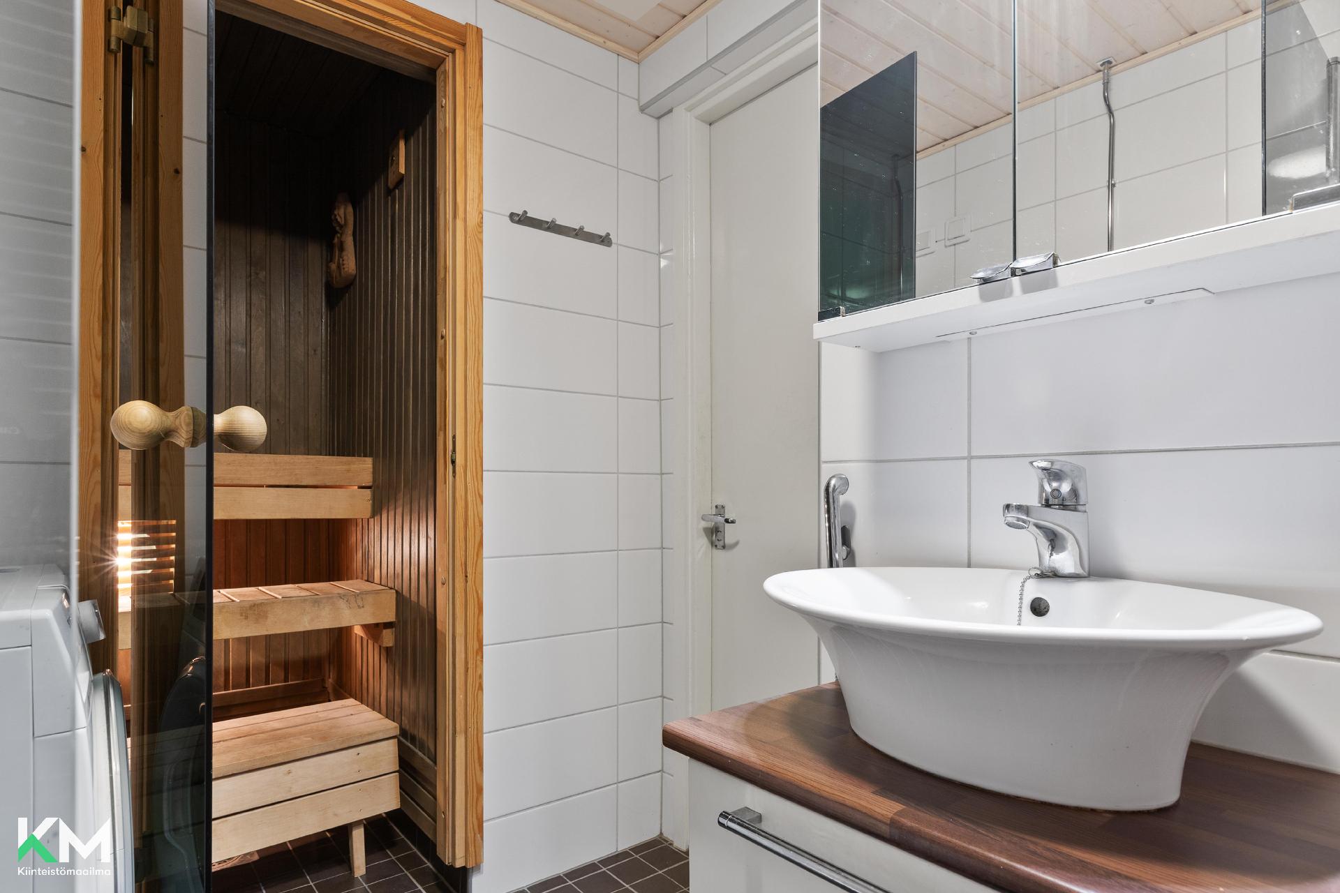 Rautatienkatu 10, Keskusta, Lahti