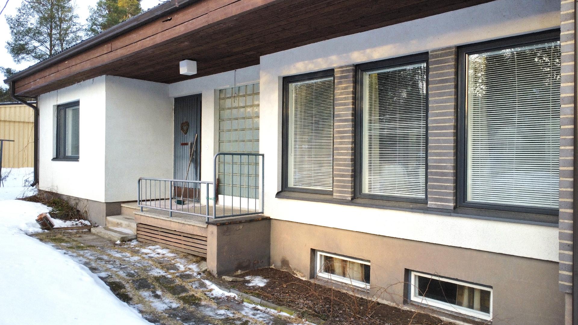 Suntiontie 29, Kurikka