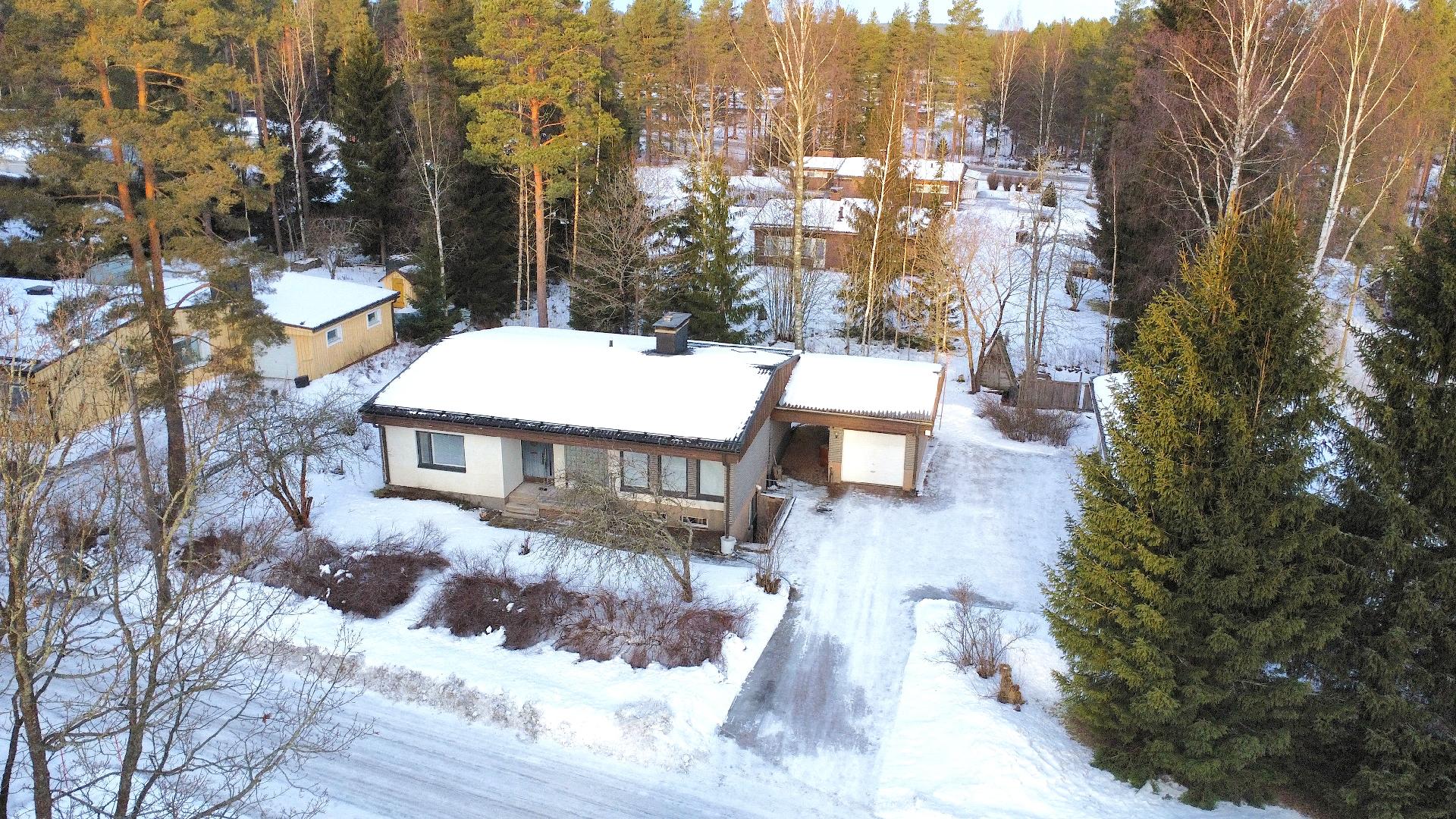 Suntiontie 29, Kurikka