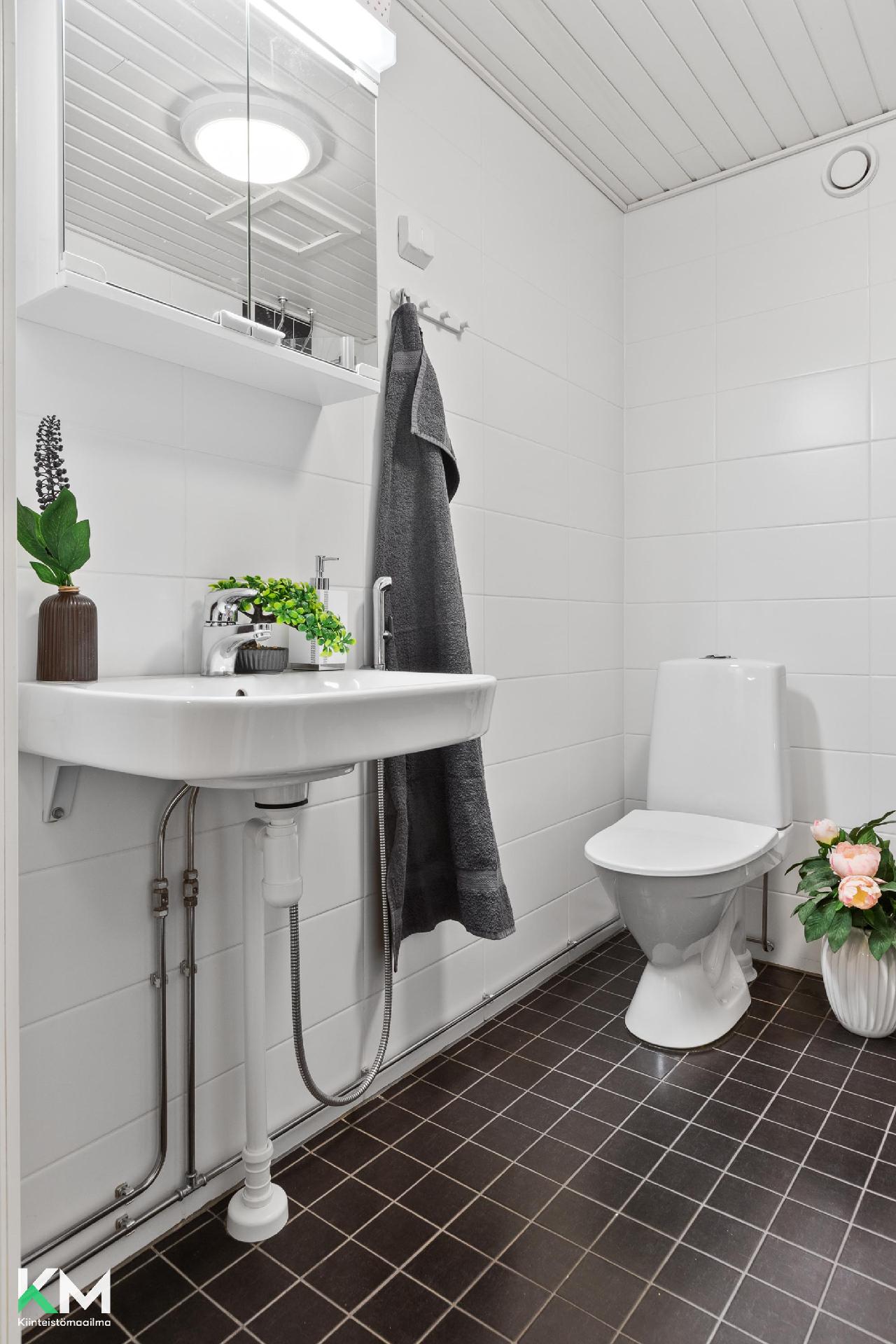 Kivakatu 18, Kivimaa, Lahti