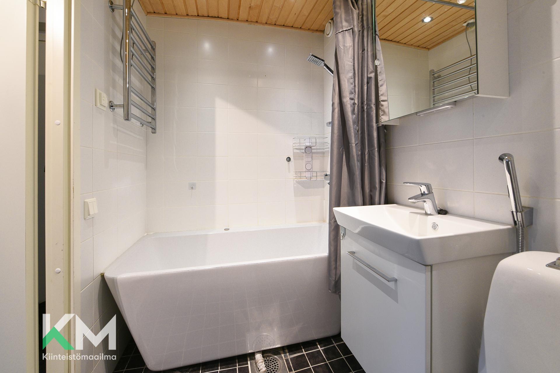 Jyrkänkatu 3, Liipola, Lahti