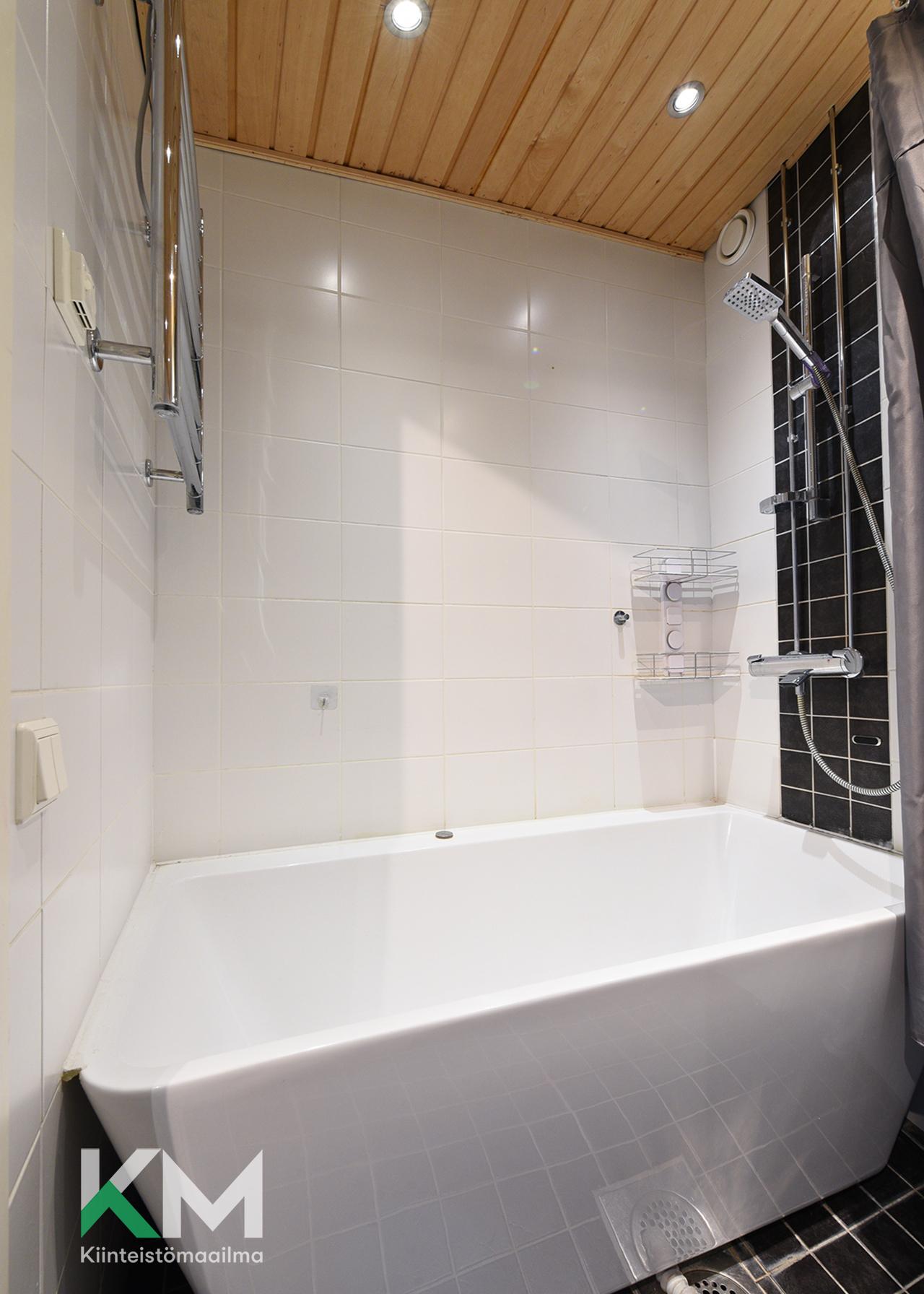 Jyrkänkatu 3, Liipola, Lahti