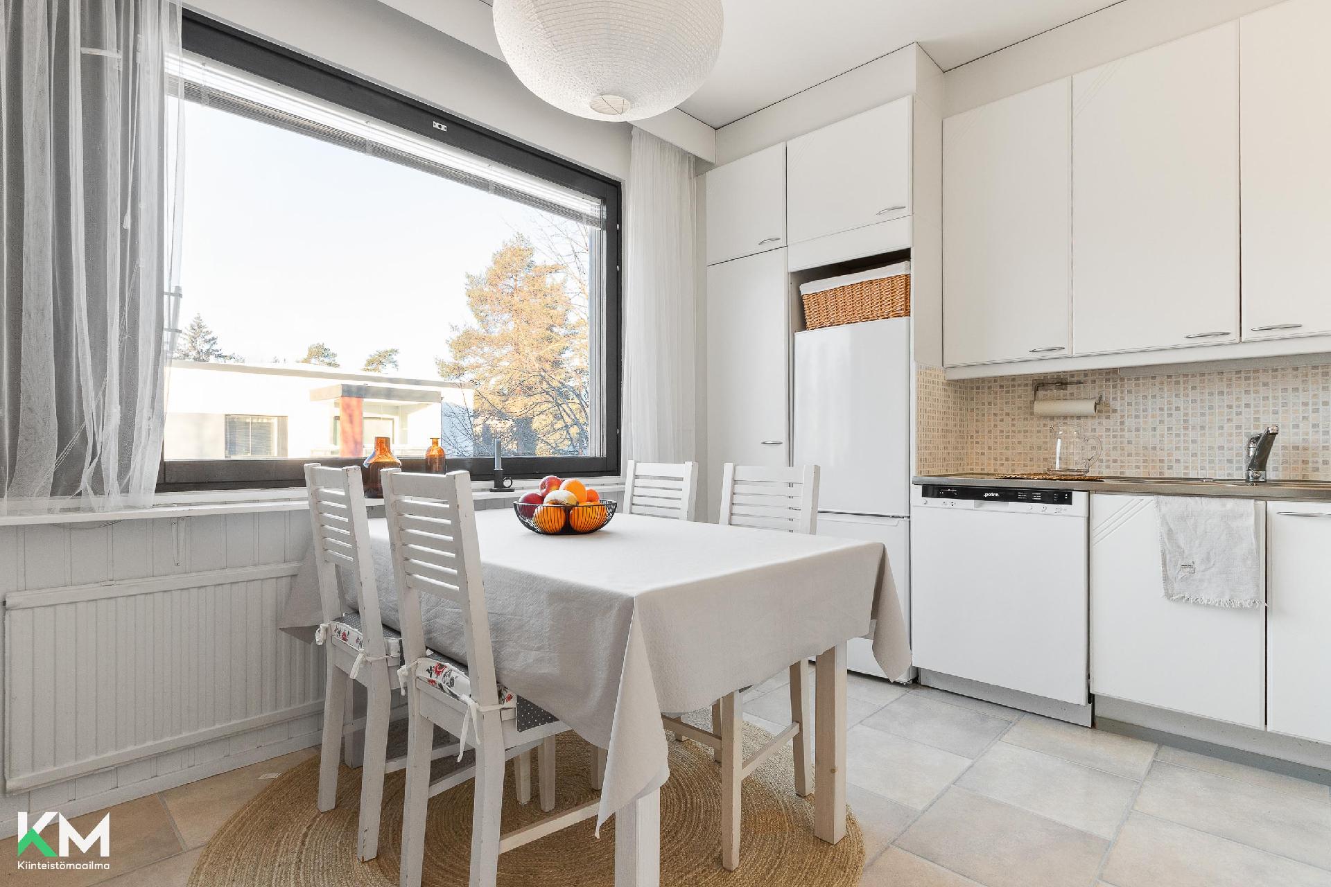 Keskuskatu 3, Salpakangas, Hollola