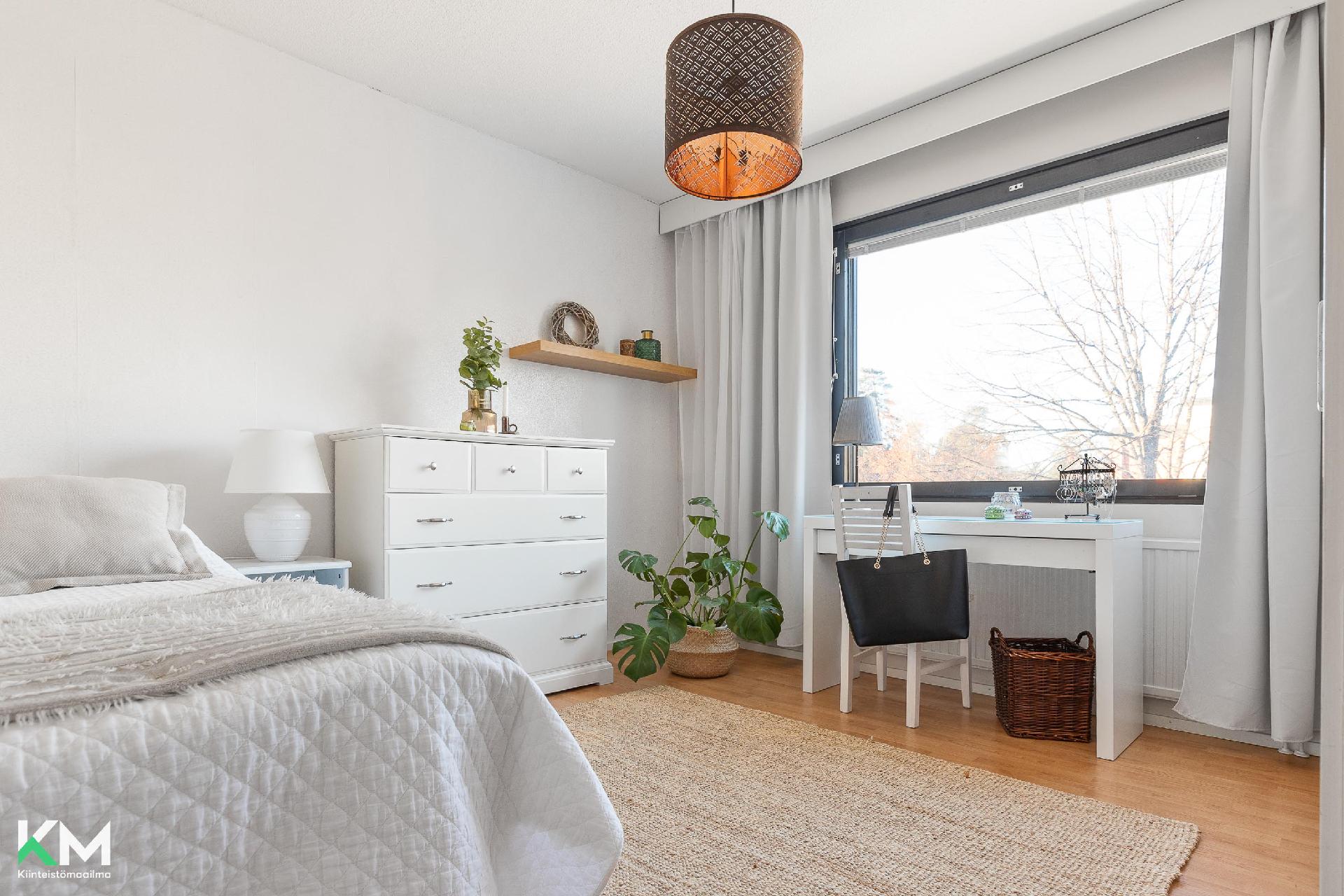 Keskuskatu 3, Salpakangas, Hollola