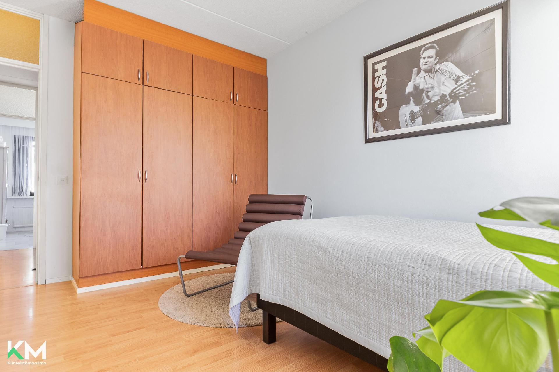 Keskuskatu 3, Salpakangas, Hollola